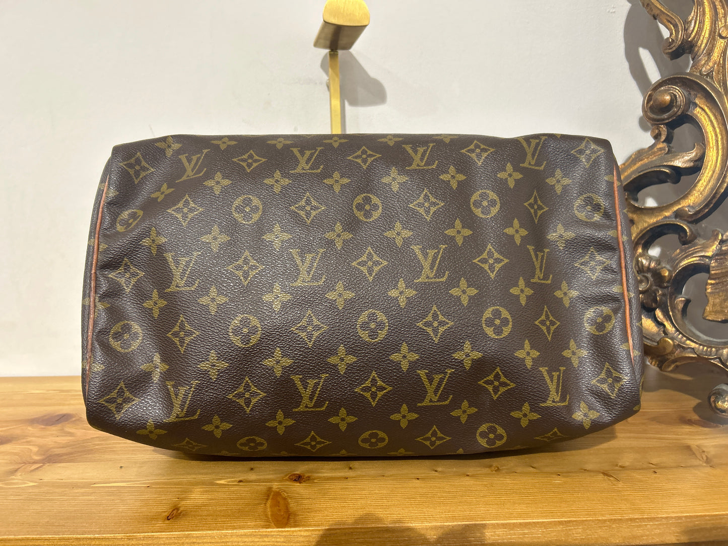 Louis Vuitton Speedy 35