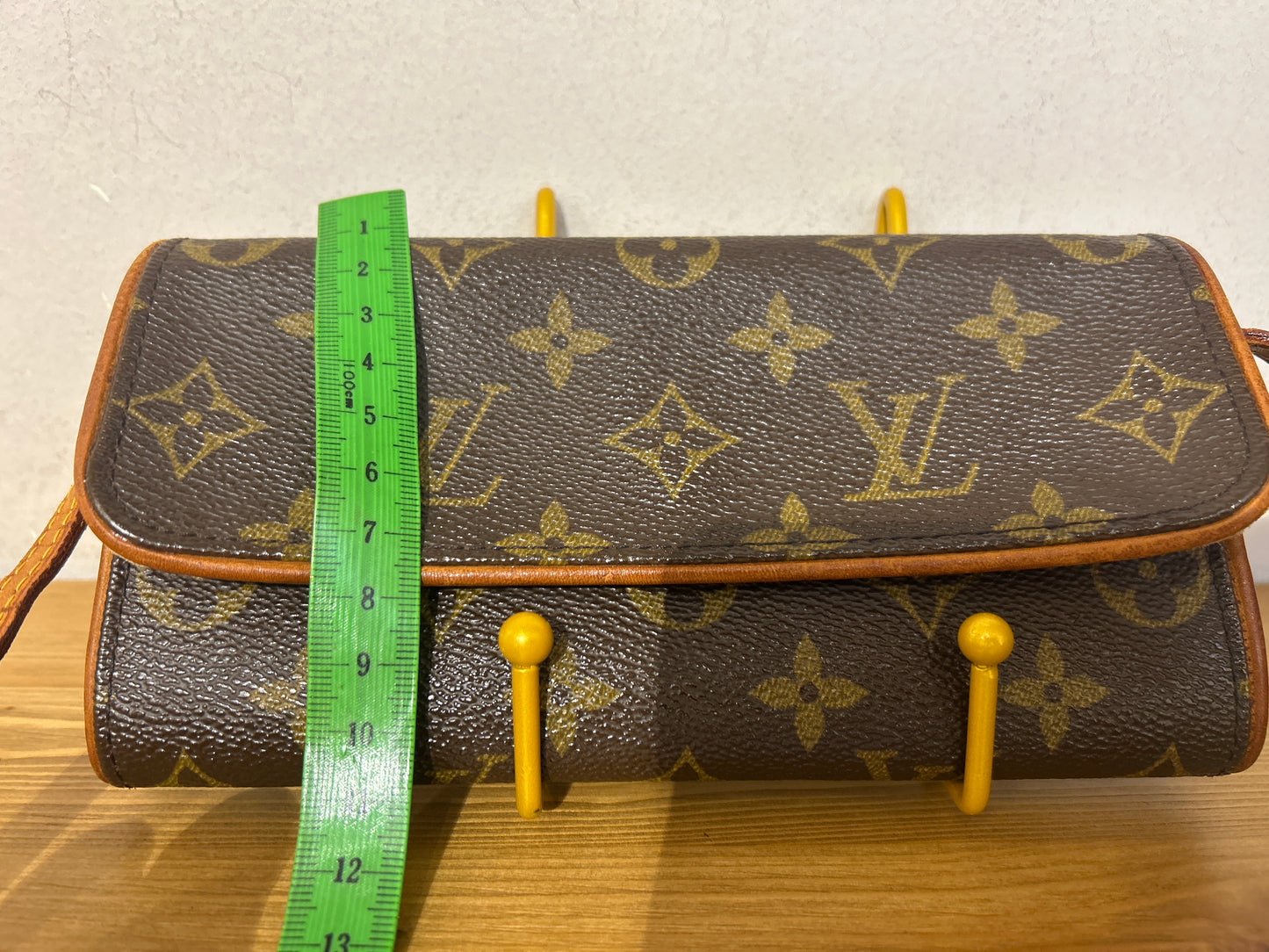 Louis Vuitton Pochette Twin