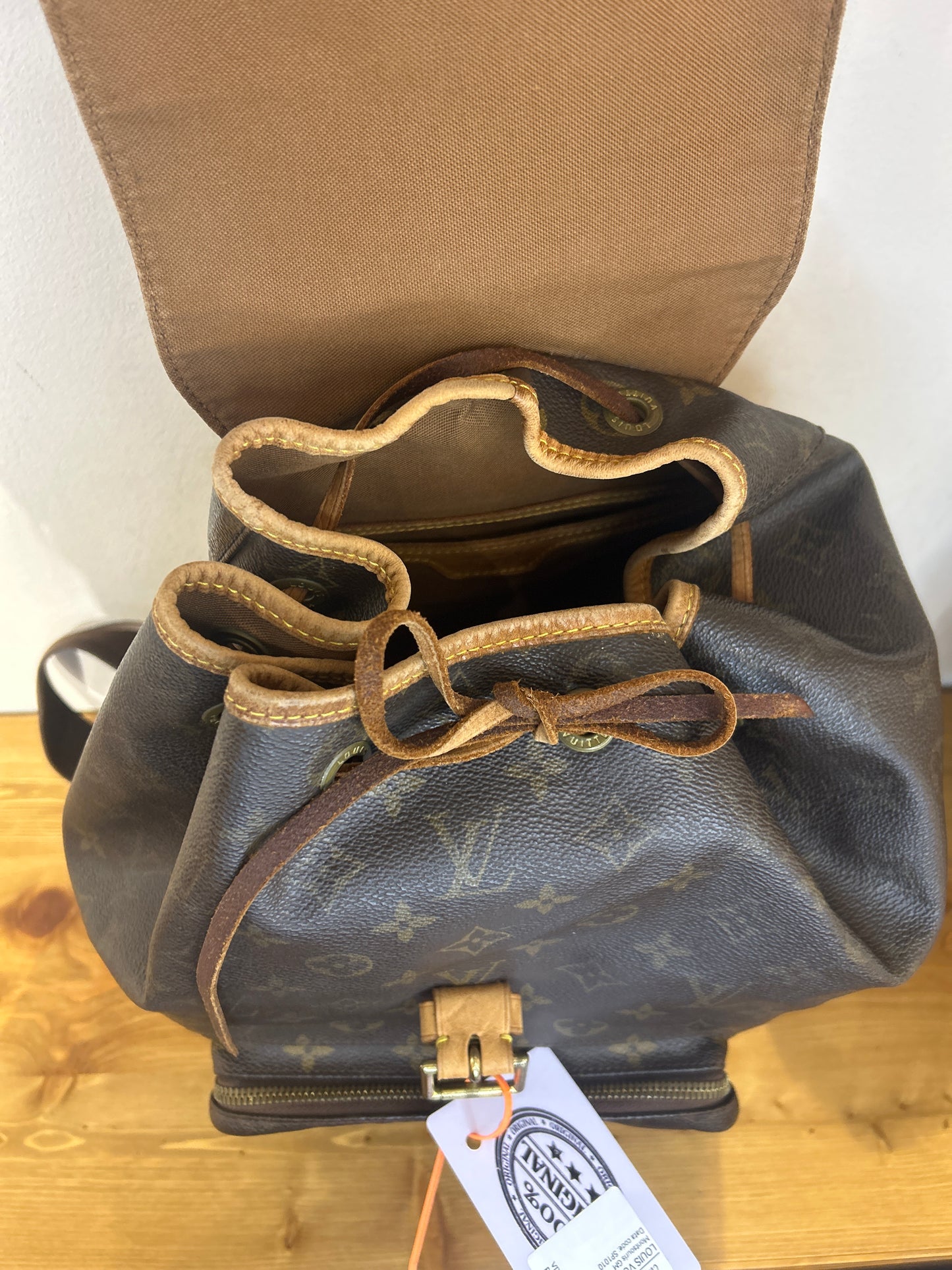 Louis Vuitton Montsouris GM