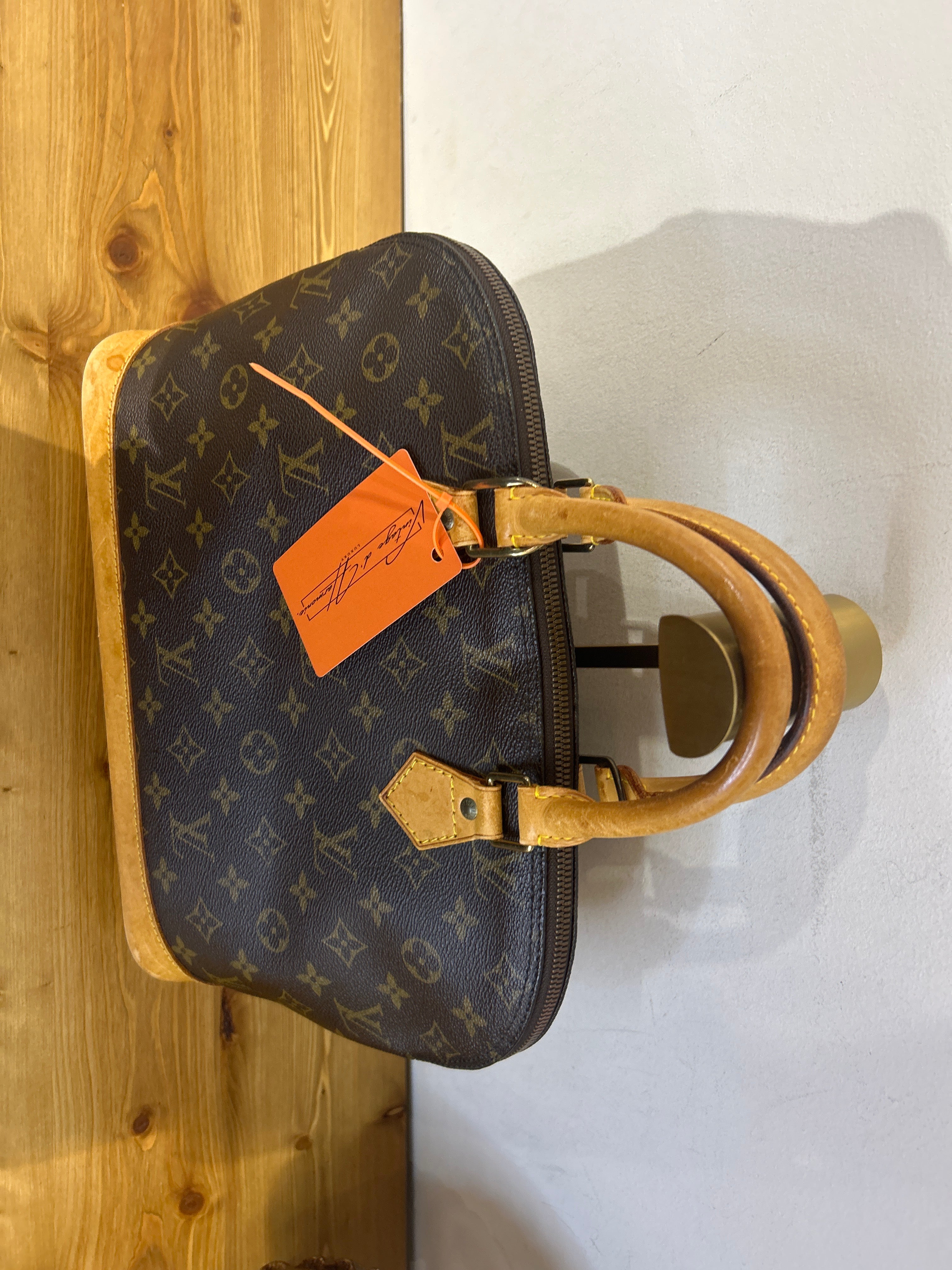 Louis Vuitton Alma