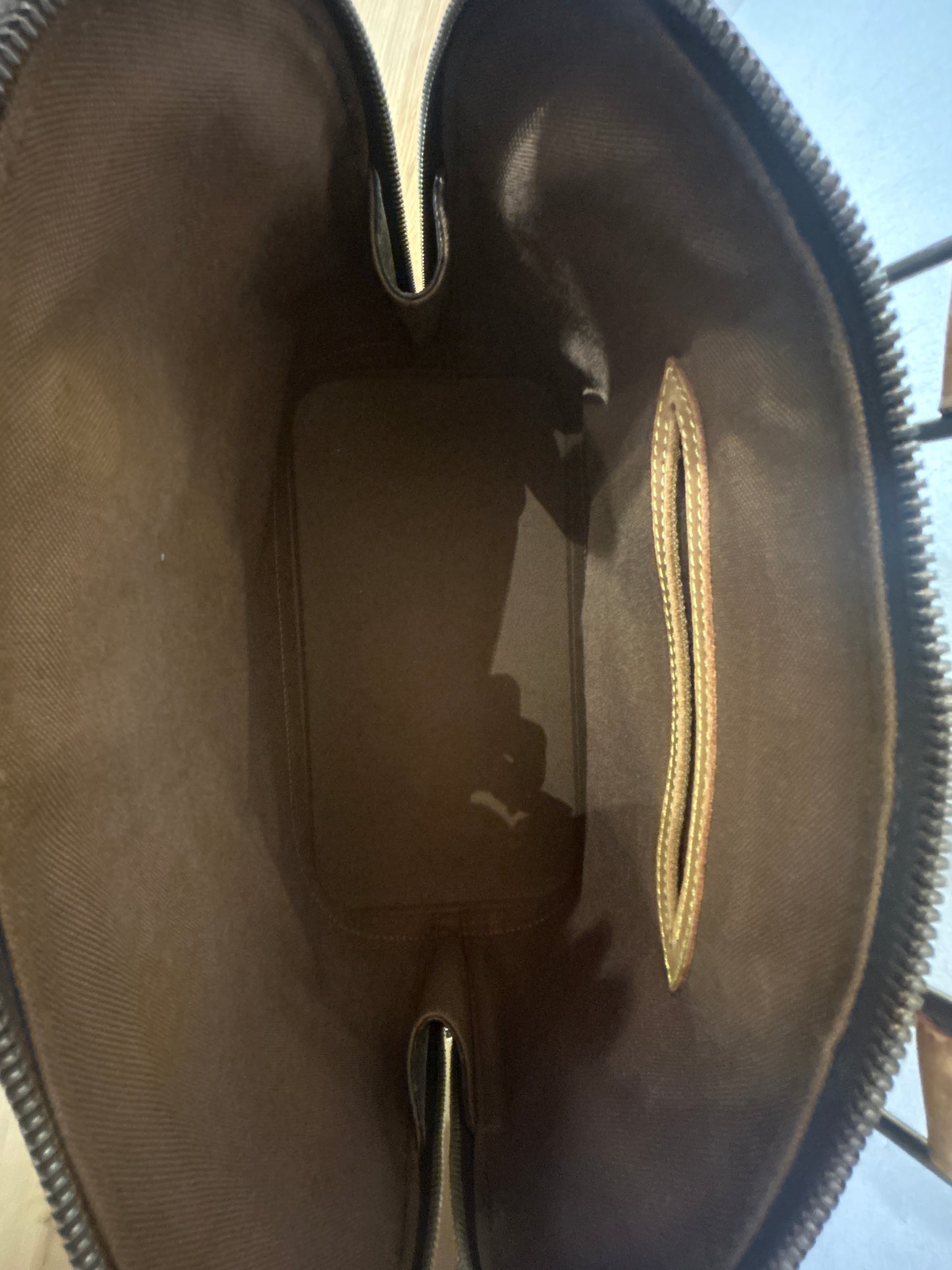 Louis Vuitton Alma