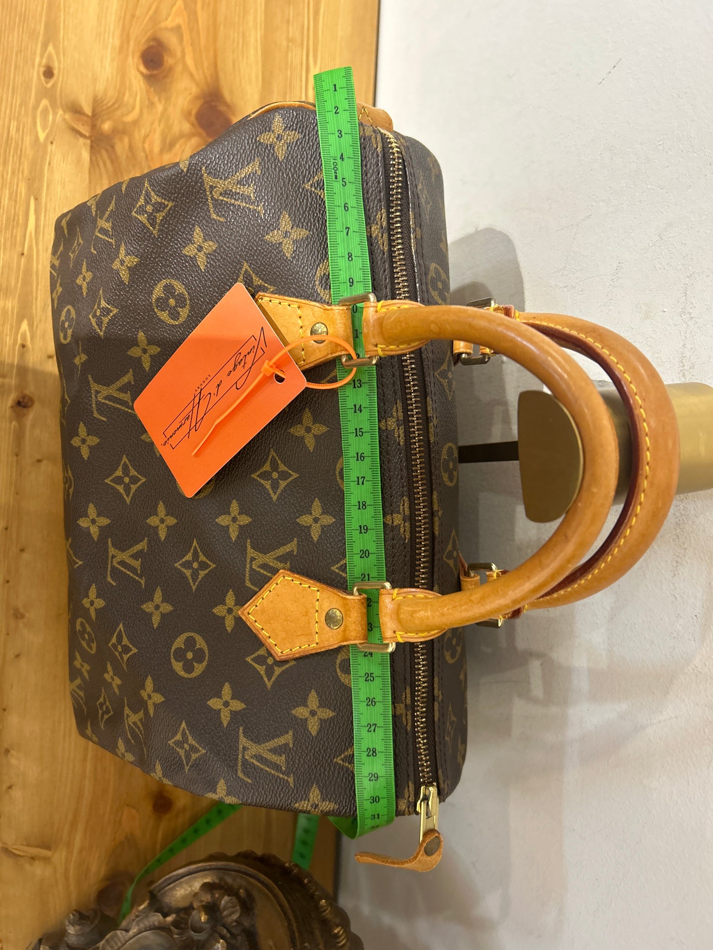 Louis Vuitton Speedy 30