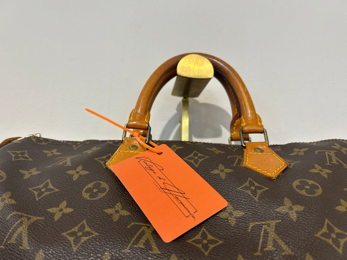 Louis Vuitton Speedy 35