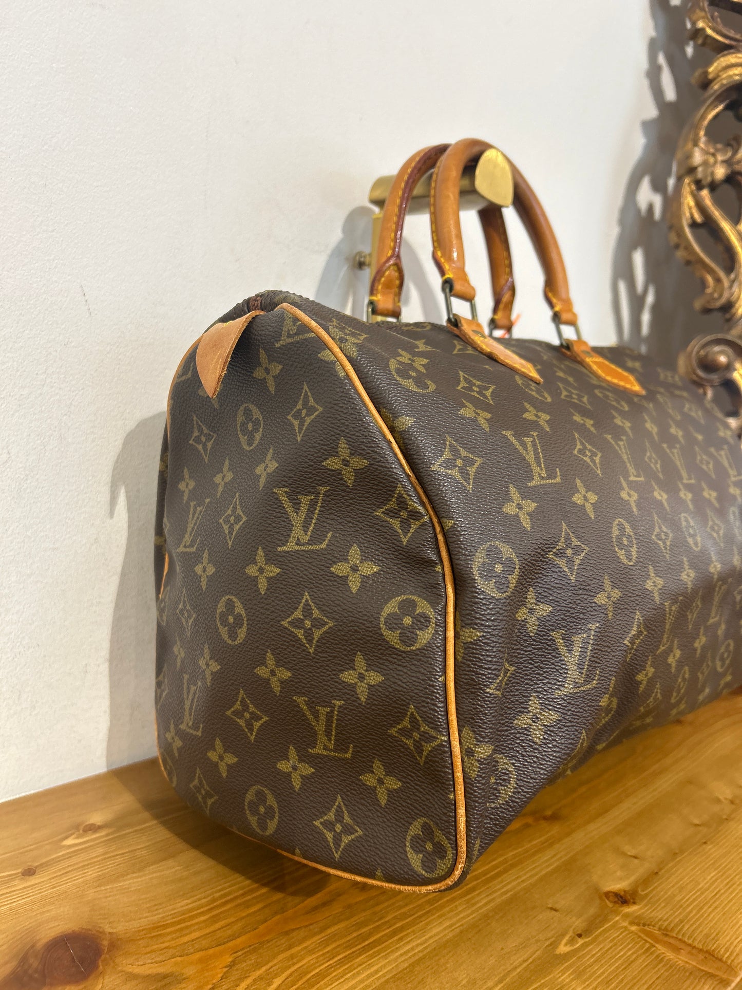 Louis Vuitton Speedy 35