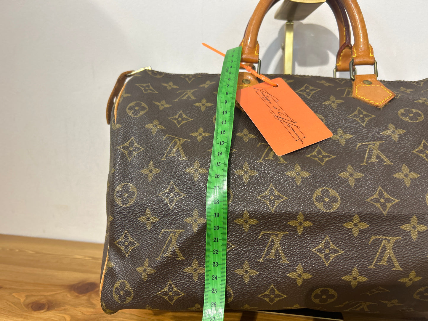 Louis Vuitton Speedy 35