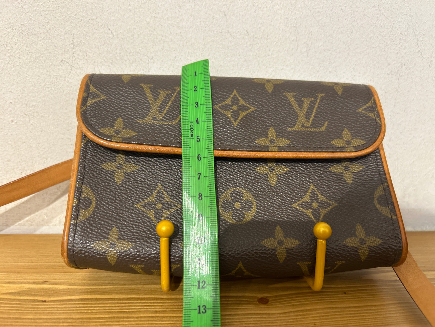 Louis Vuitton Pochette Florentine