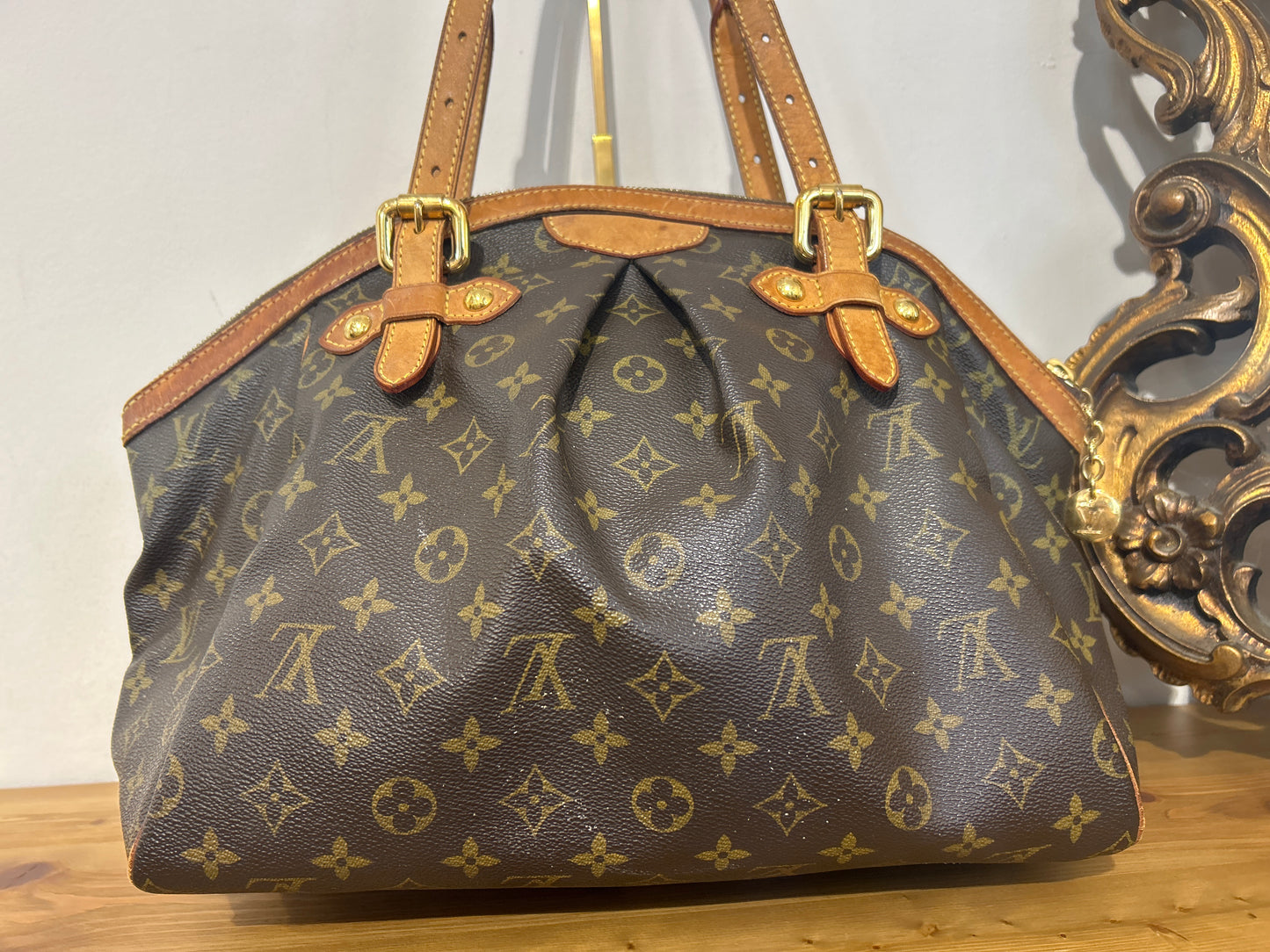 Louis Vuitton Tivoli GM