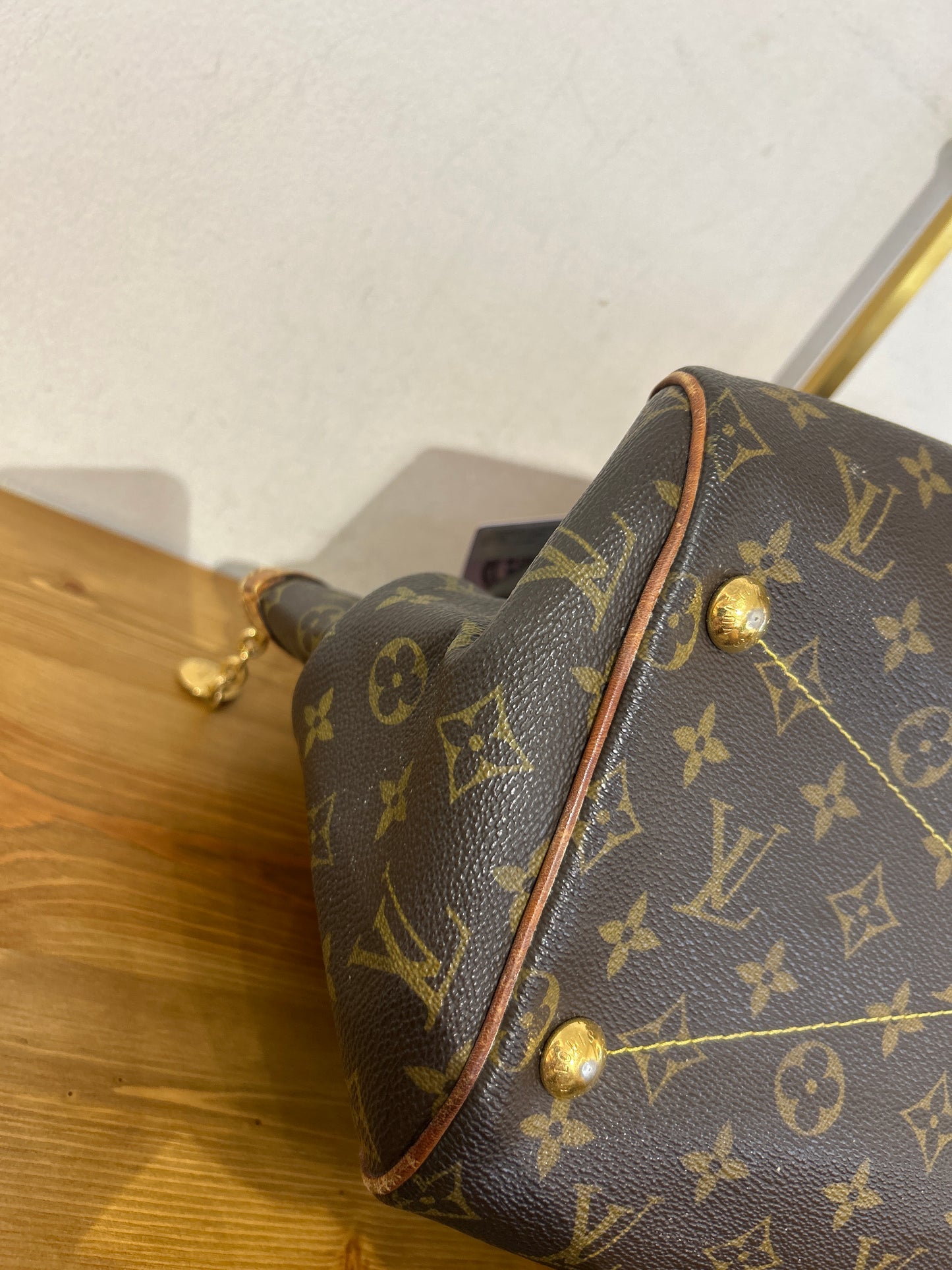 Louis Vuitton Tivoli GM