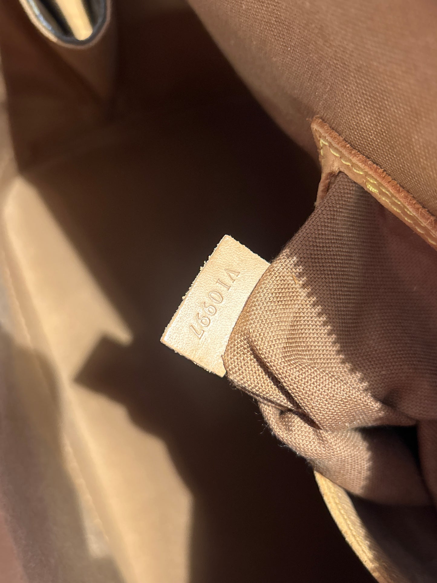 Louis Vuitton Alma