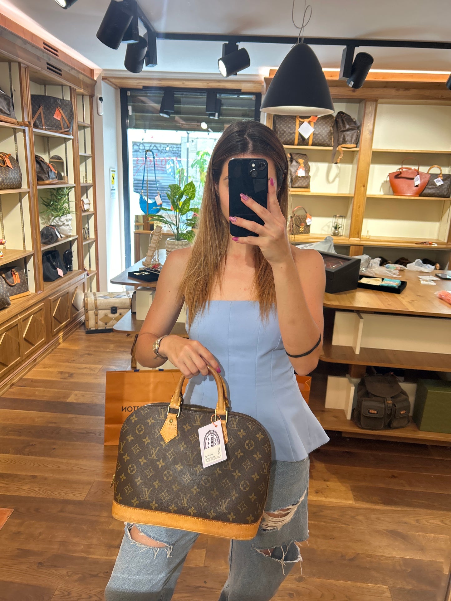 Louis Vuitton Alma