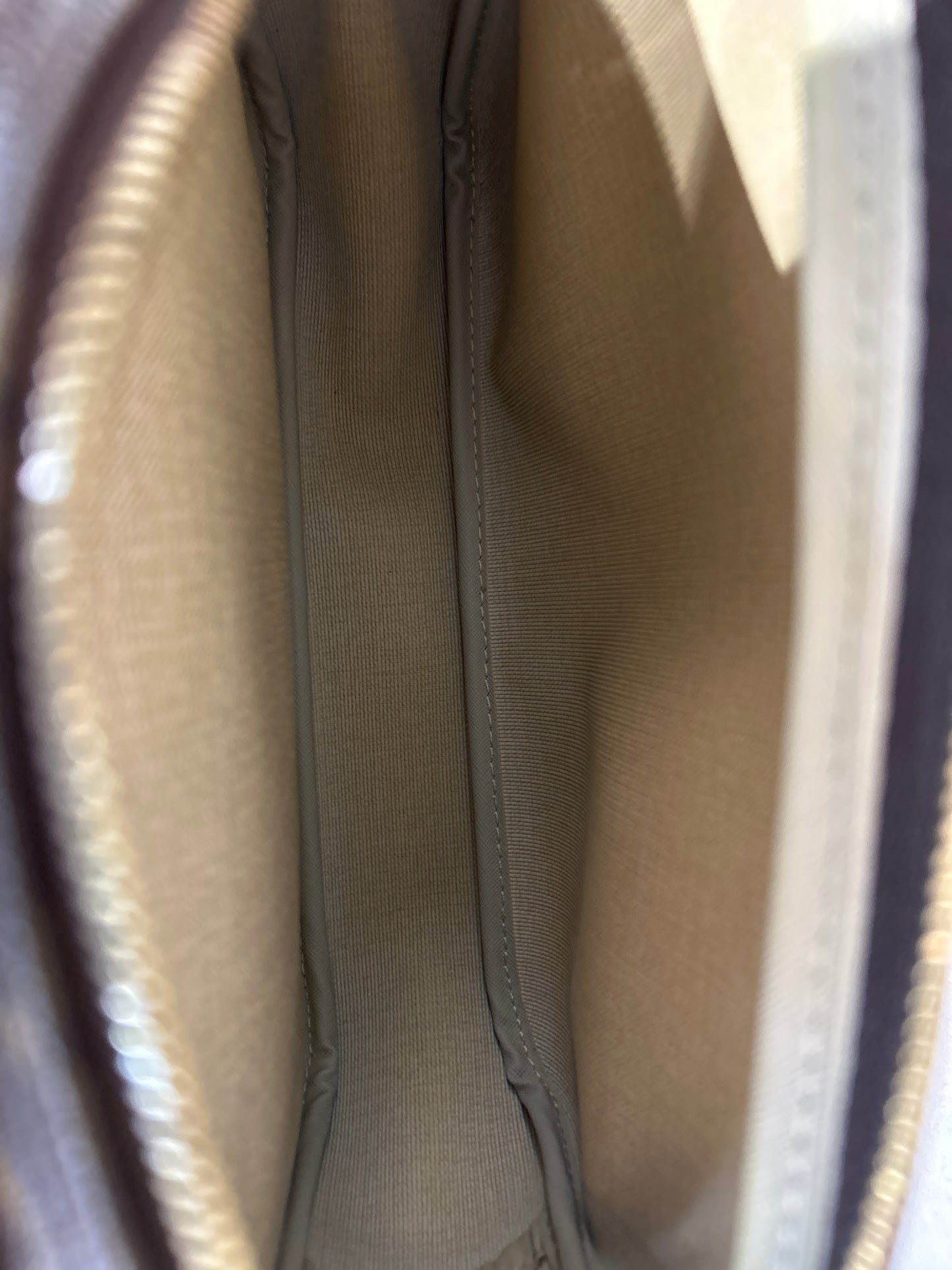 Louis Vuitton Reporter PM