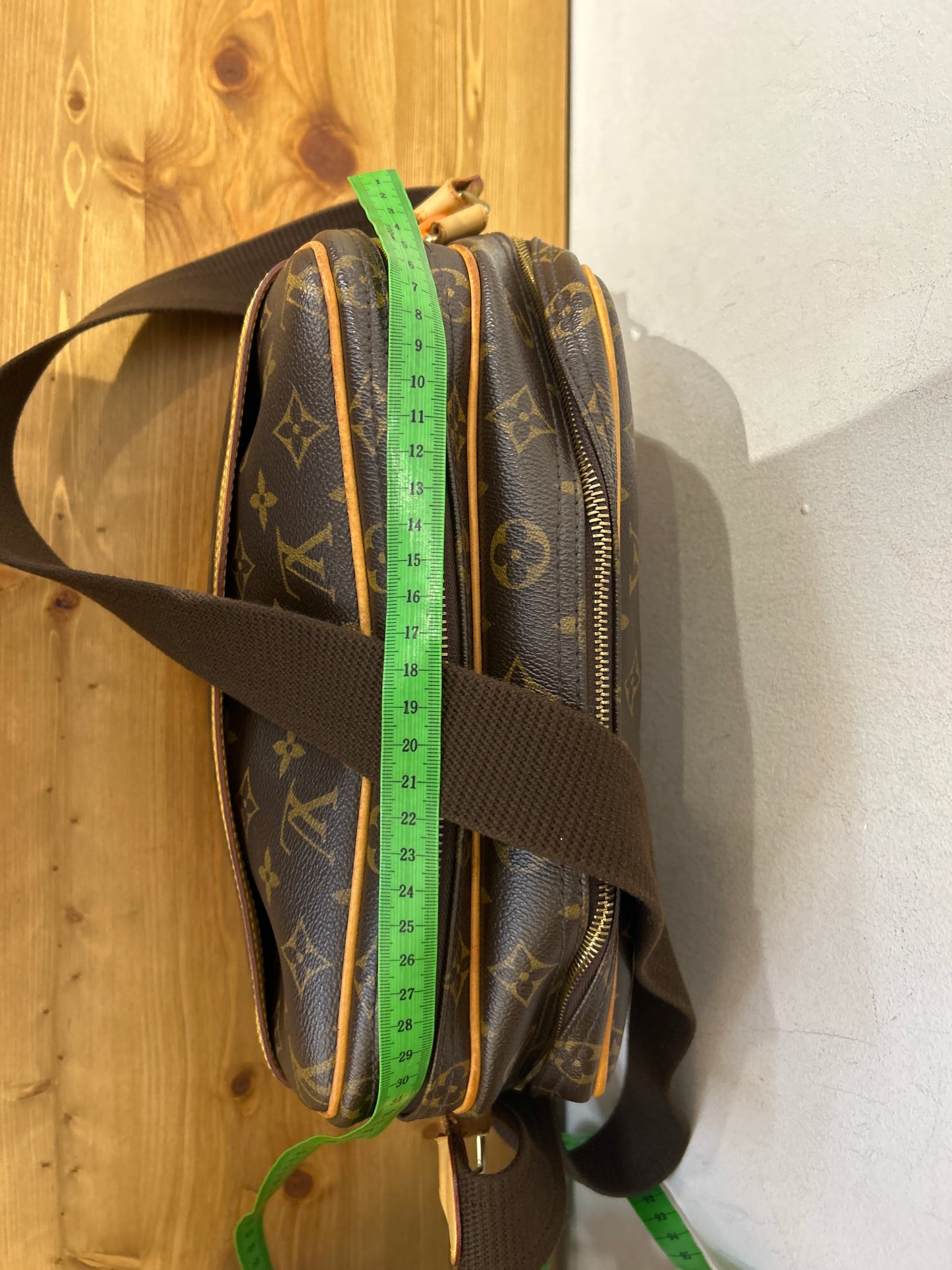 Louis Vuitton Reporter PM