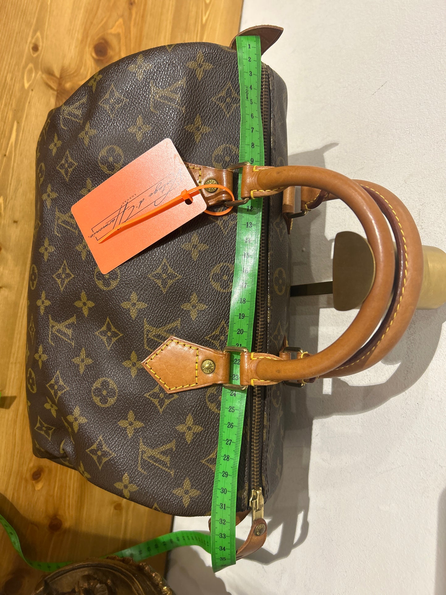 Louis Vuitton Speedy 30