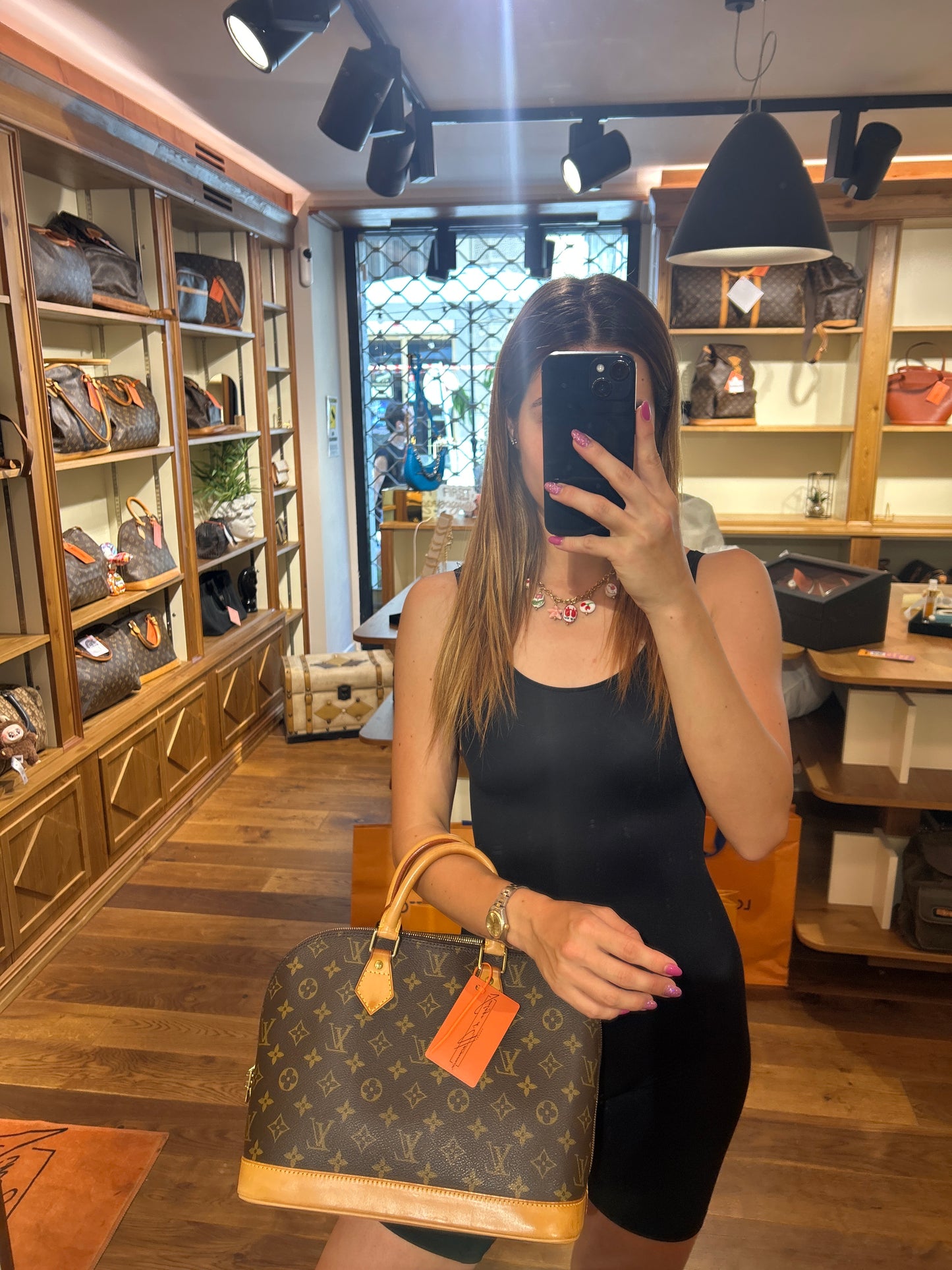 Louis Vuitton Alma