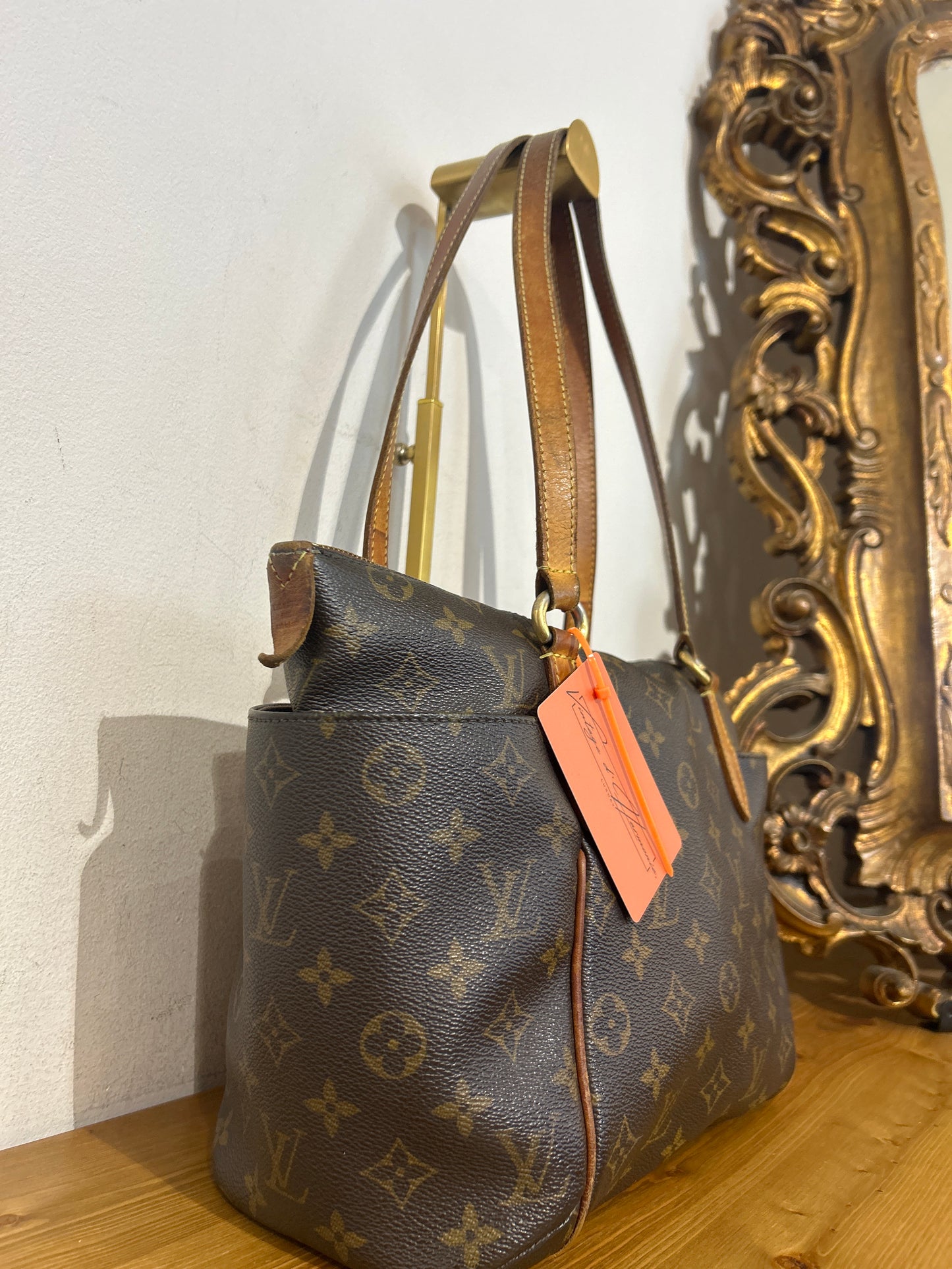 Louis Vuitton Totally PM