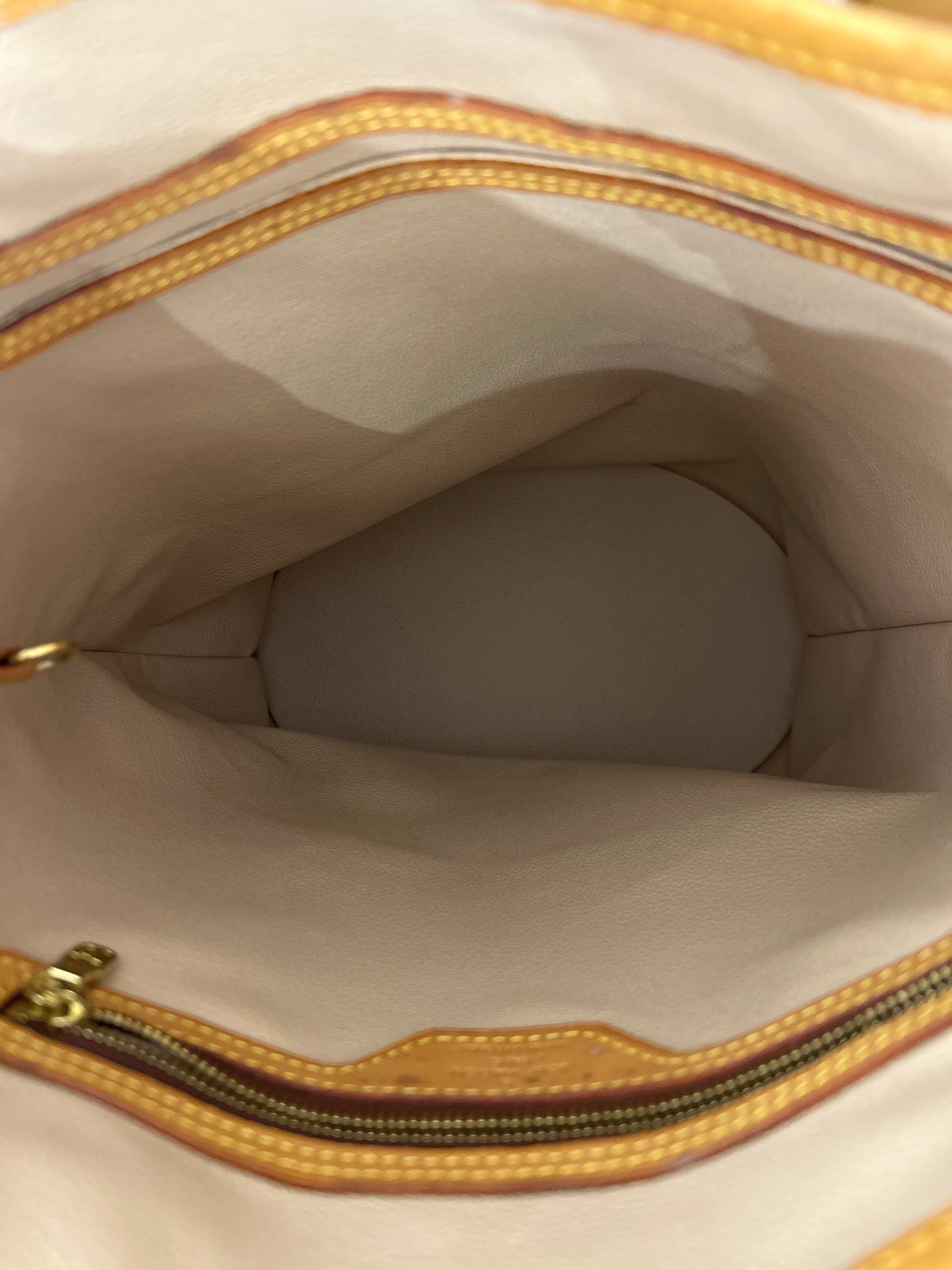 Louis Vuitton Bucket GM