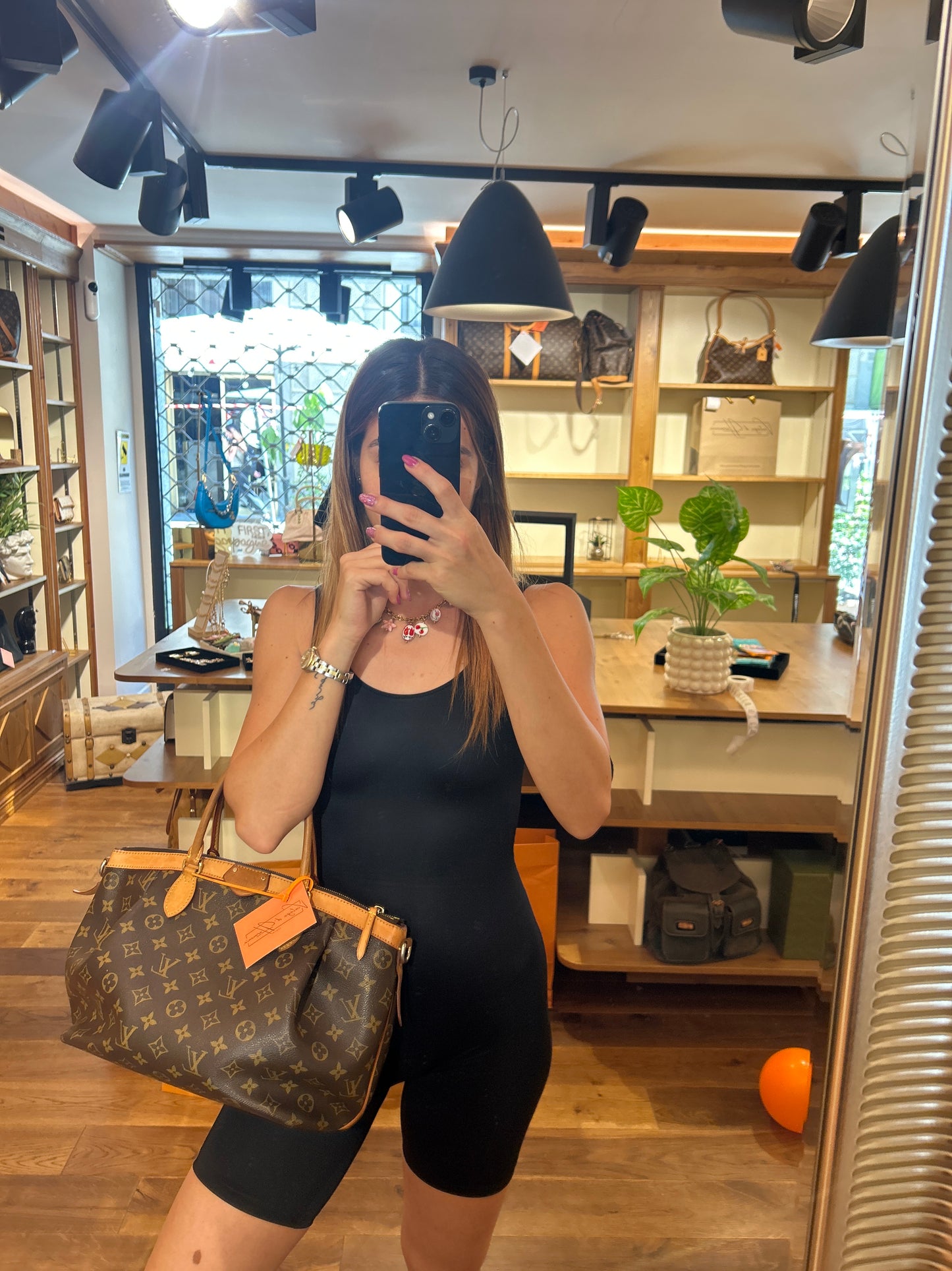 Louis Vuitton Tourenne