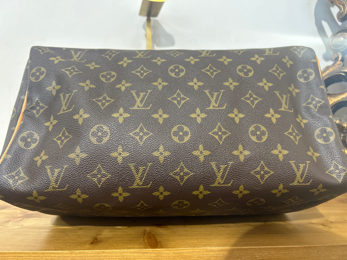 Louis Vuitton Speedy 35