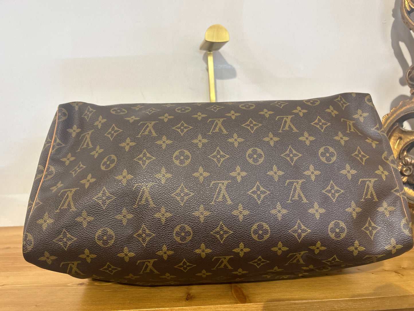 Louis Vuitton Speedy 40