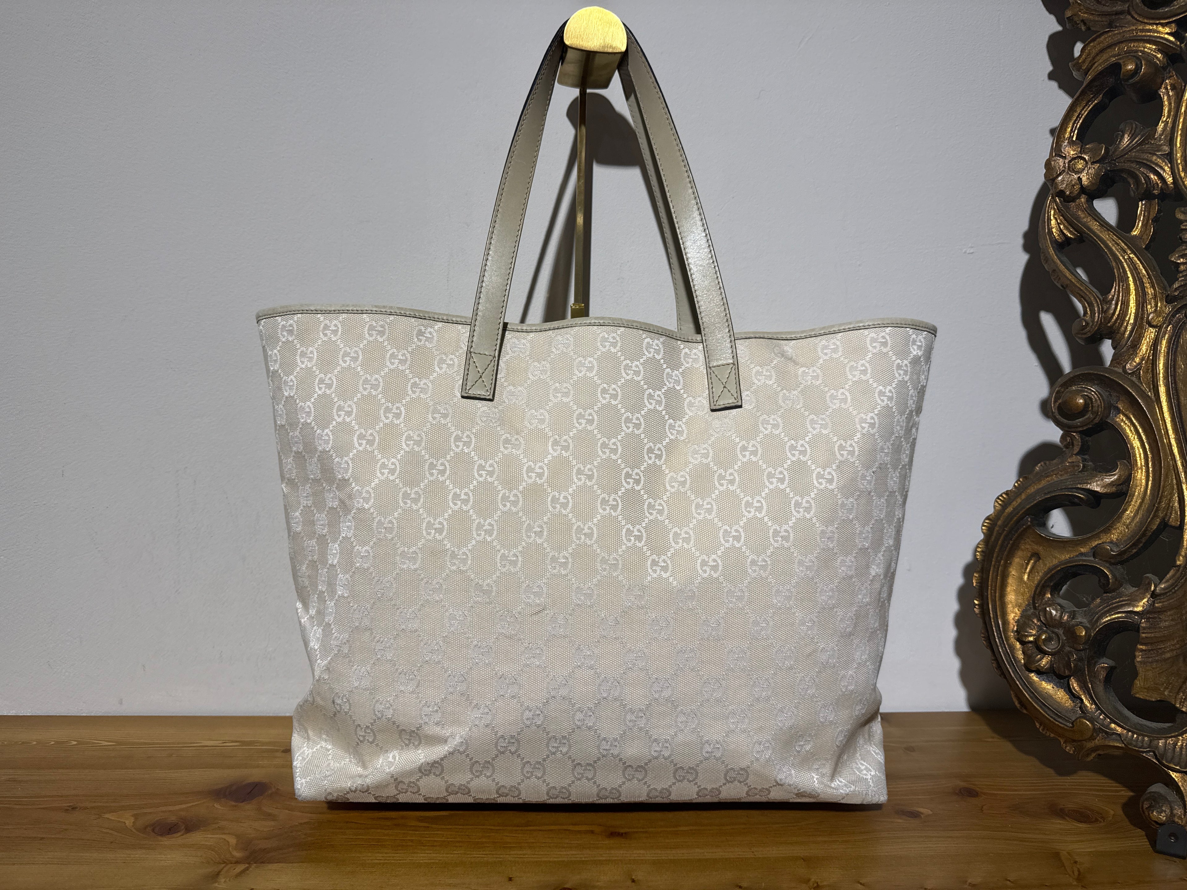 Gucci Tote Withe