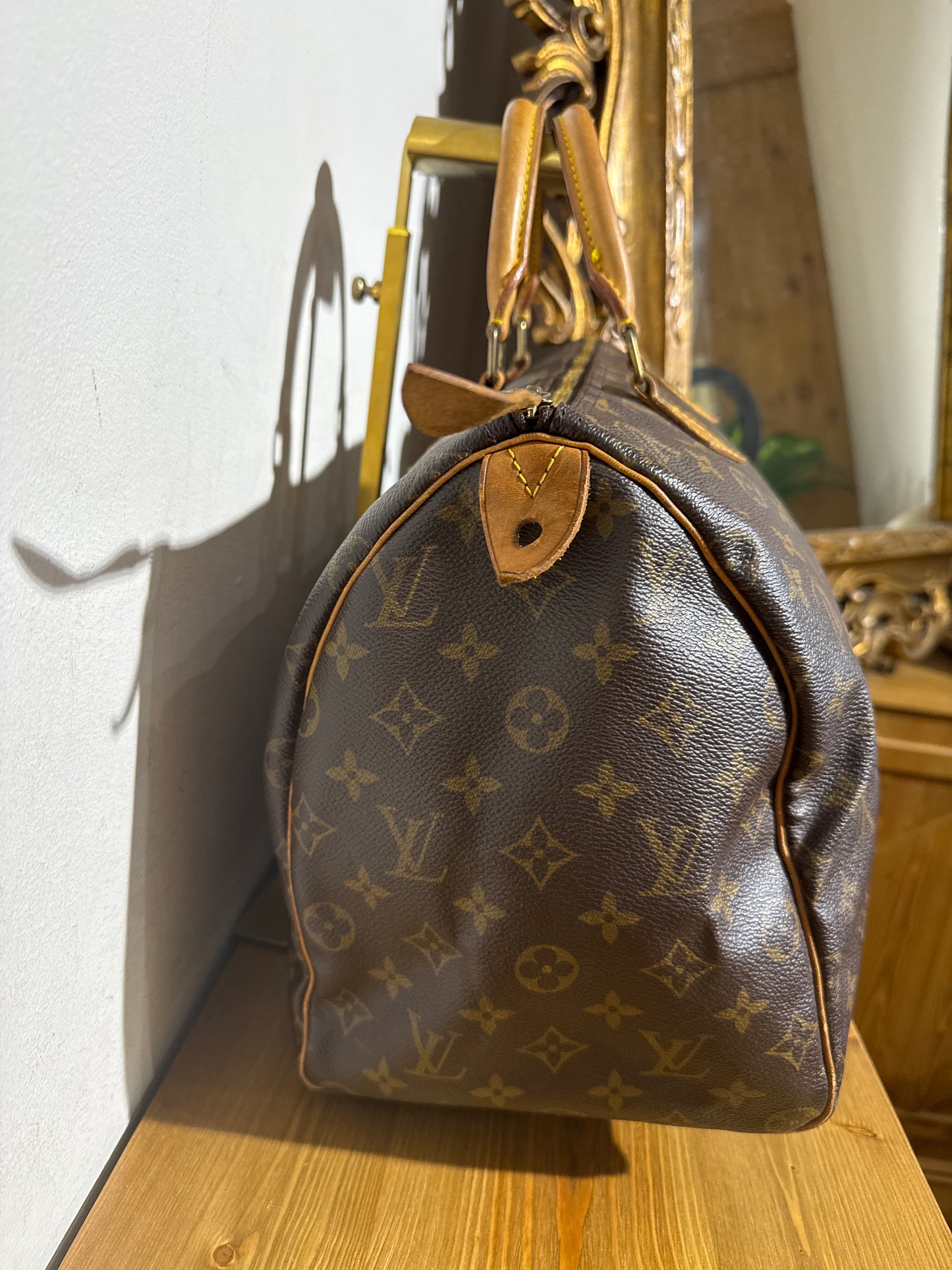 Louis Vuitton Speedy 40 Monogram