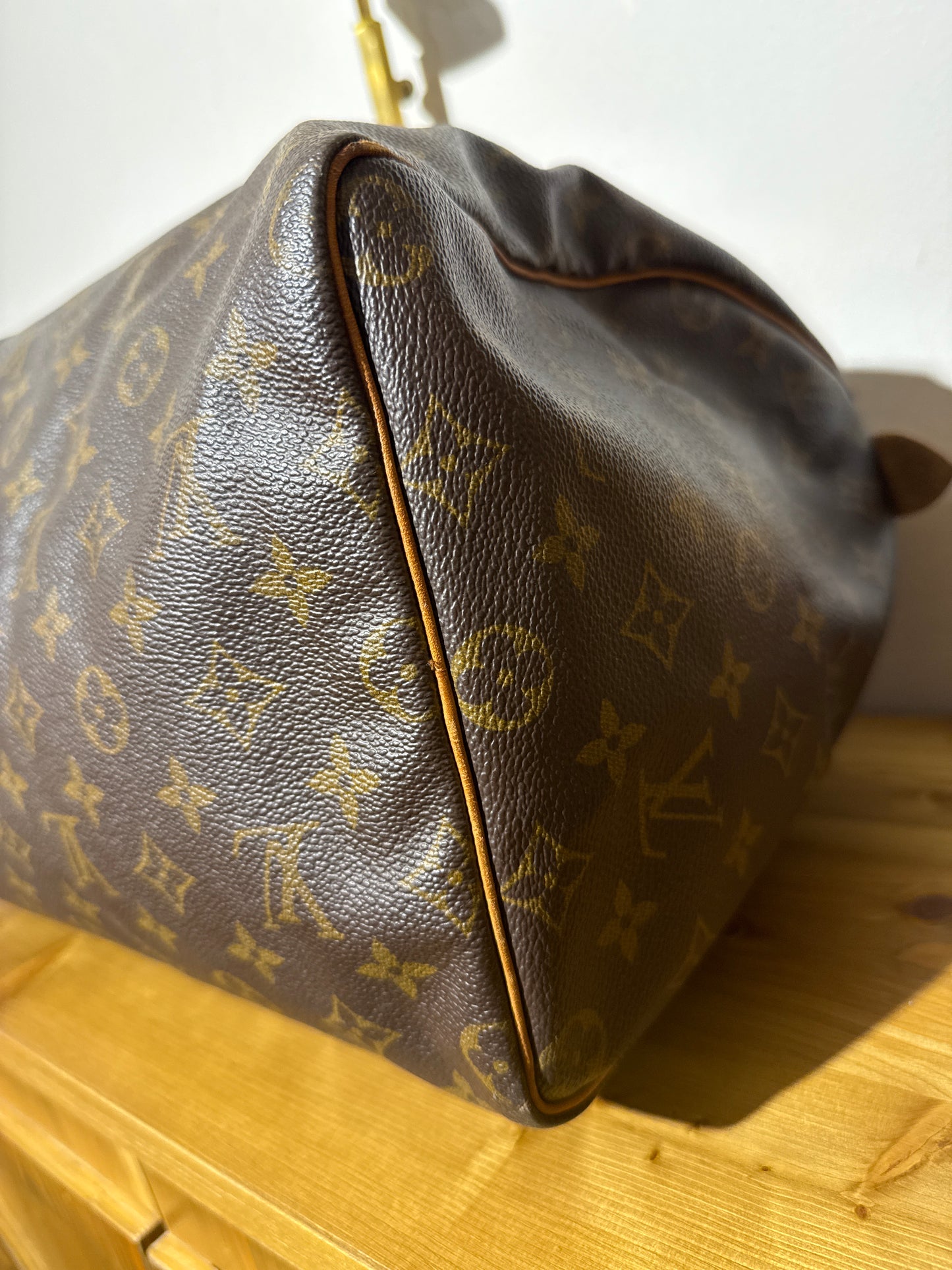 Louis Vuitton Speedy 40 Monogram