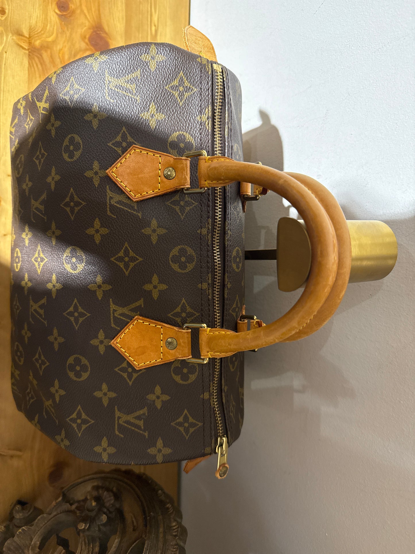 Louis Vuitton Speedy 30