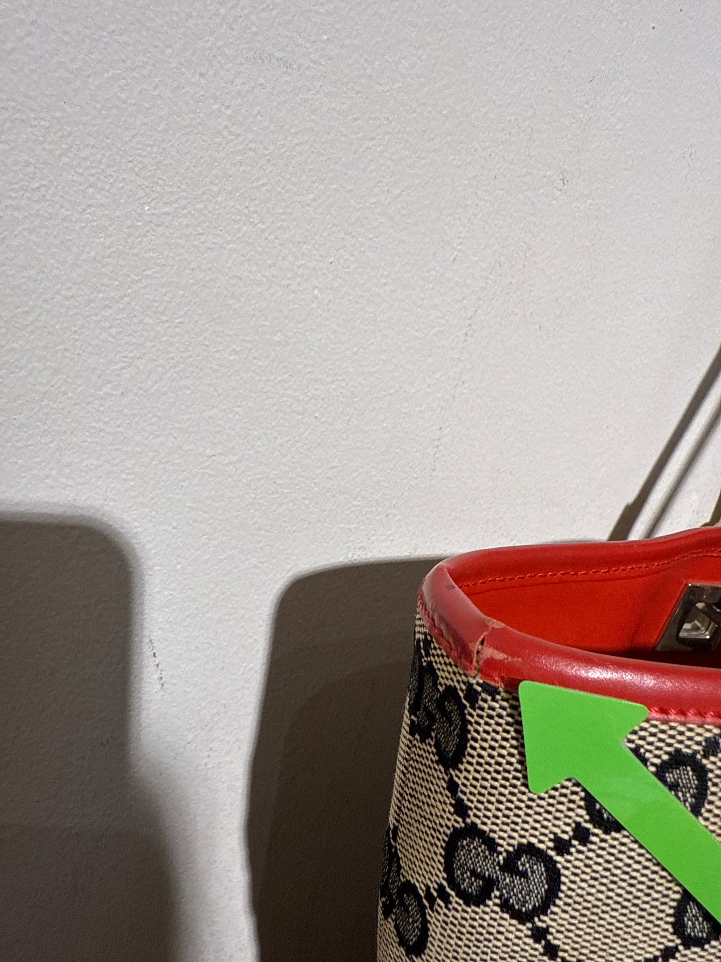 Bucket Gucci