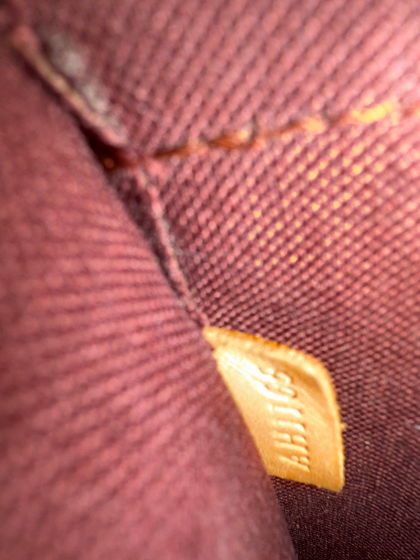 Louis Vuitton Tourenne