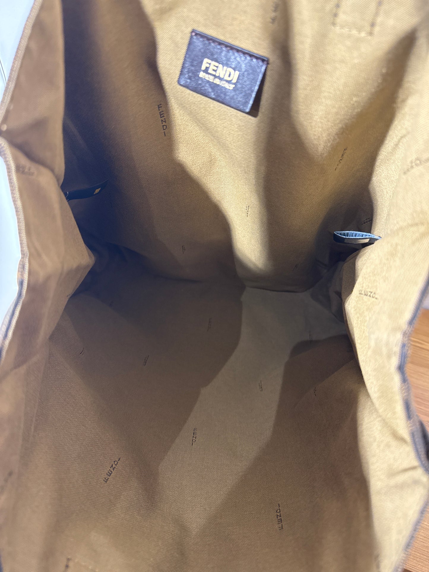 Sac Plat Fendi