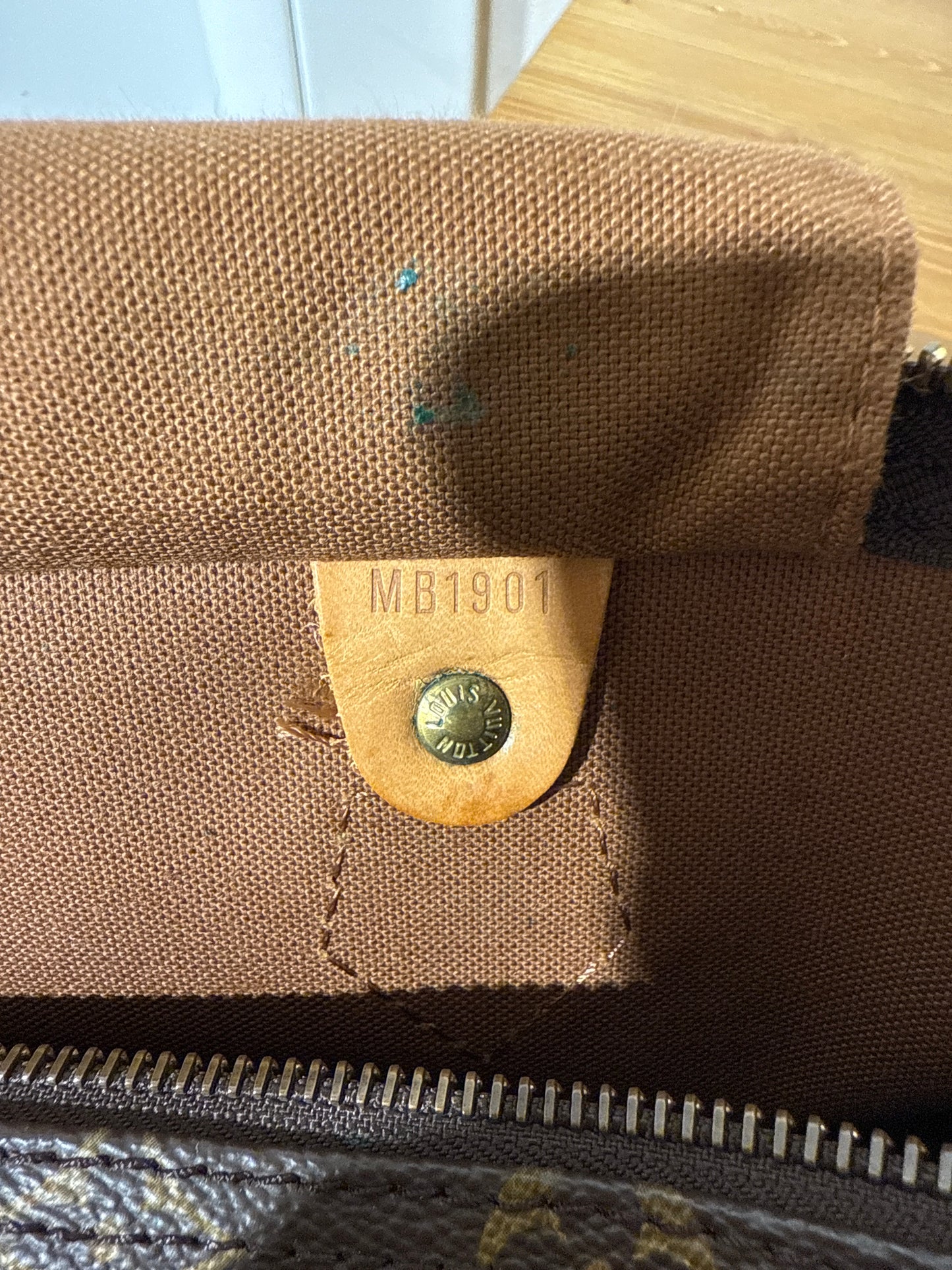Louis Vuitton Speedy 35