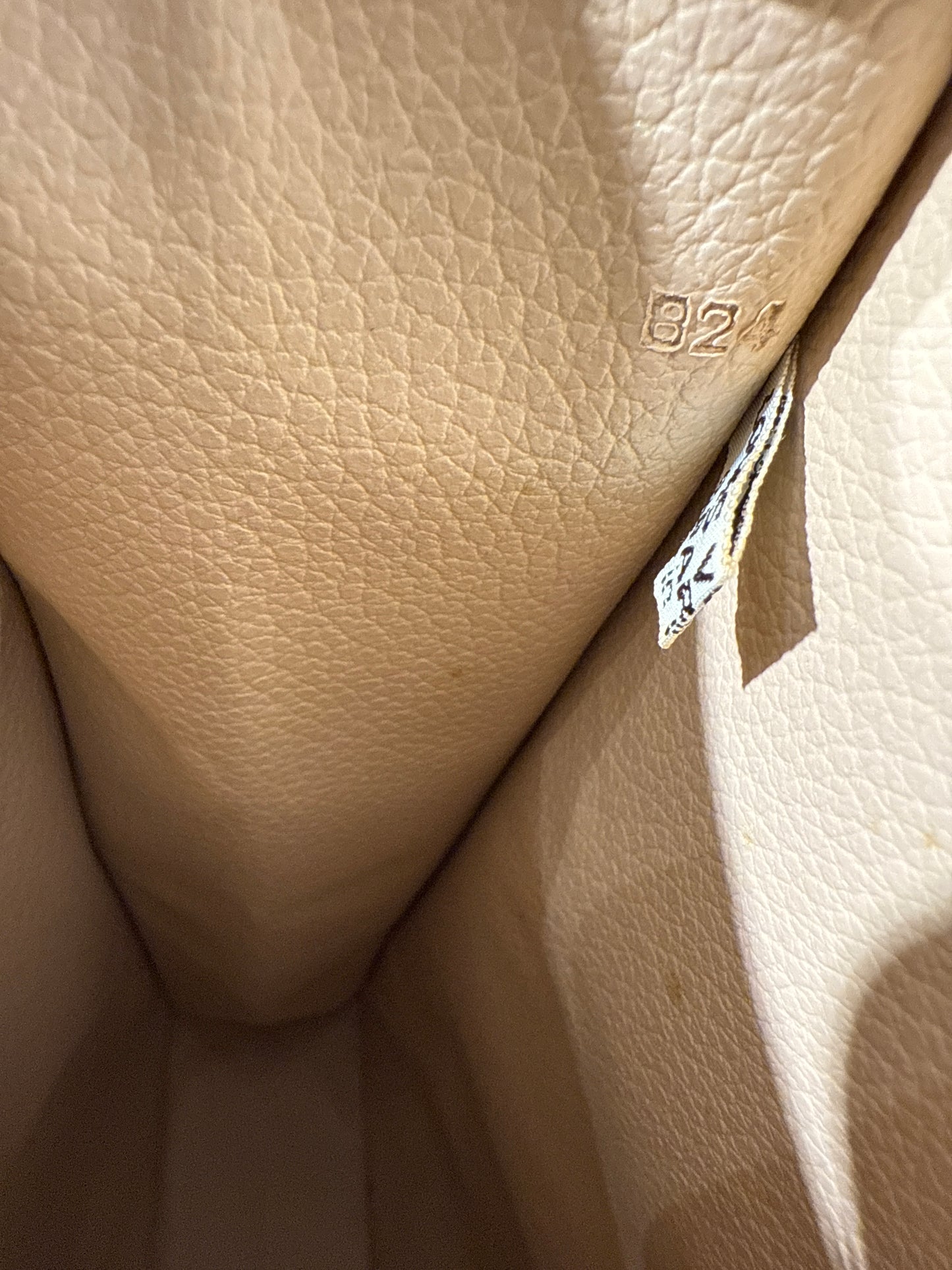 Louis Vuitton Sac Plat Monogram