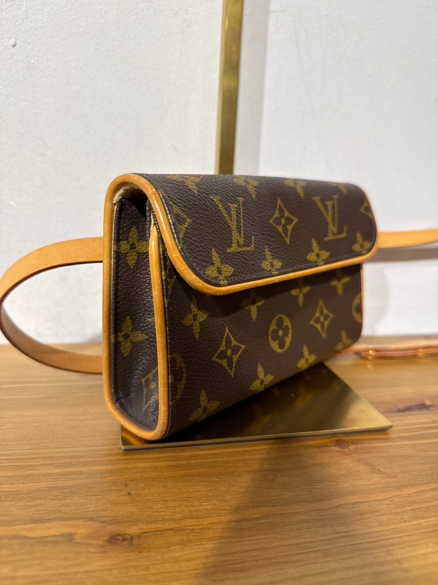 Louis Vuitton Pochette Florentine