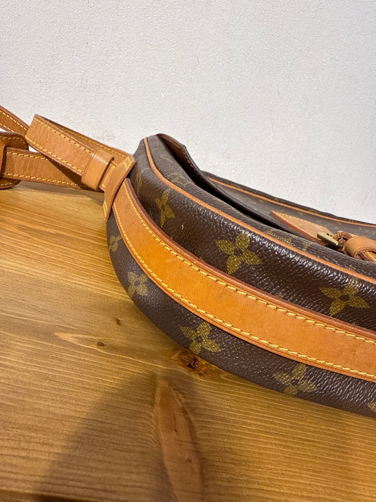 Louis Vuitton Jeune Fille