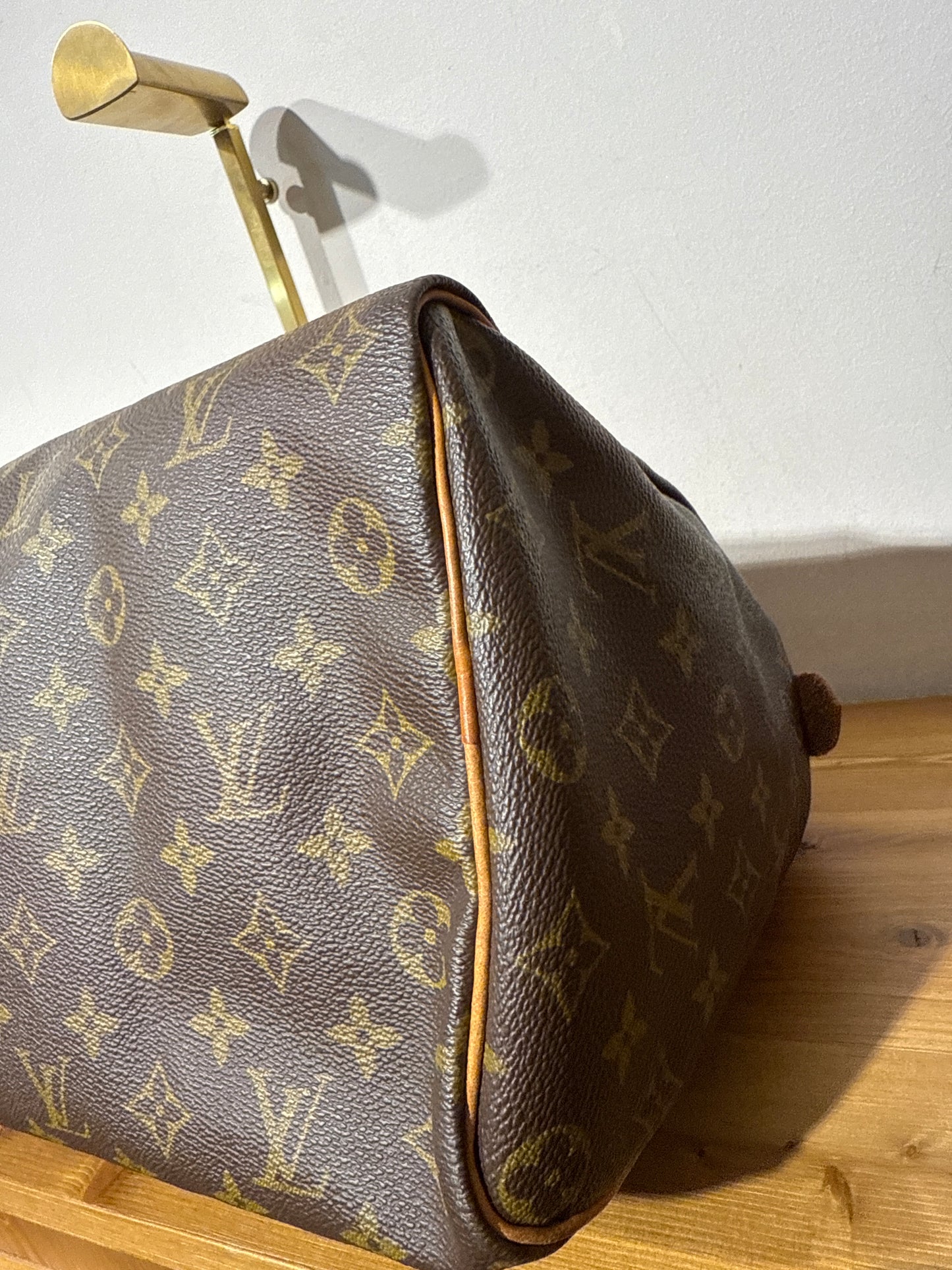 Louis Vuitton Speedy 35