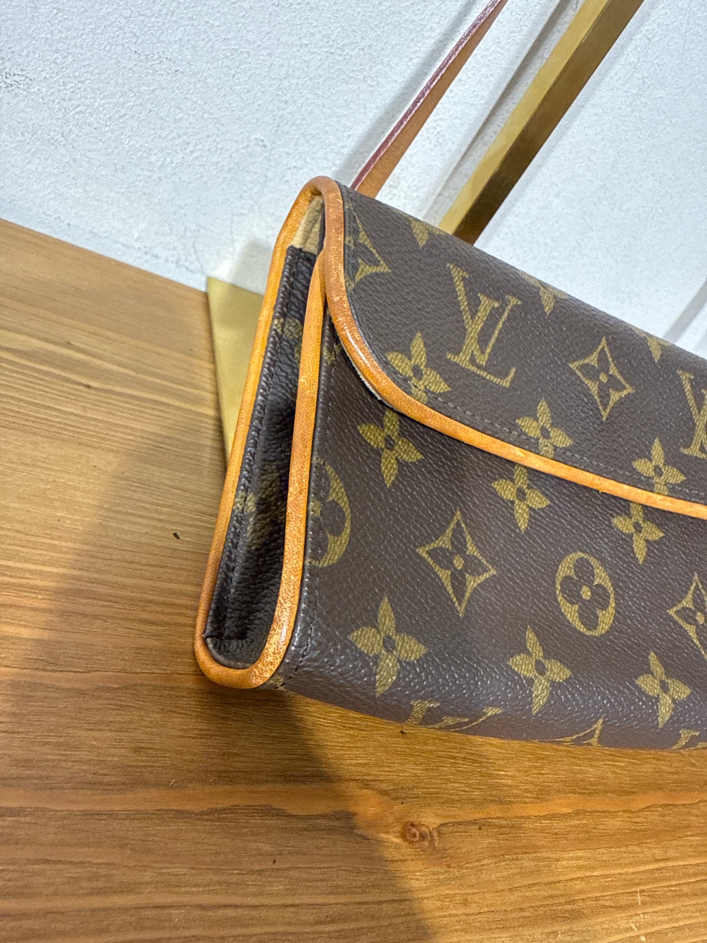 Louis Vuitton Pochette Florentine