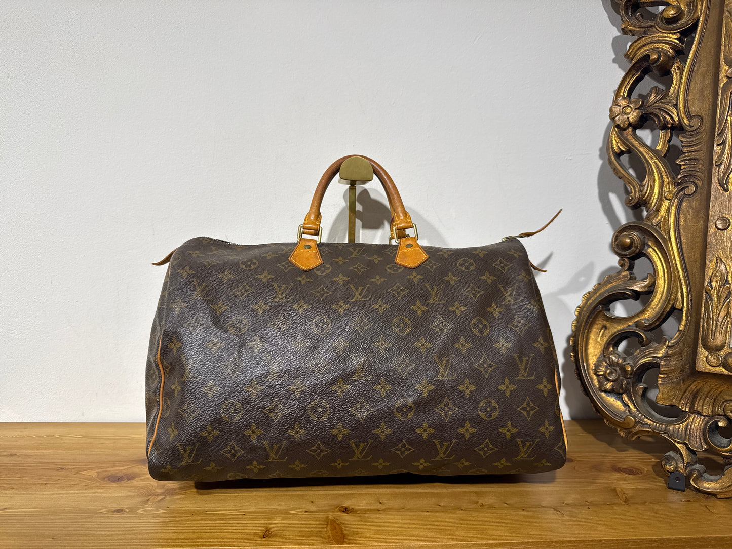 Louis Vuitton Speedy 40 Monogram