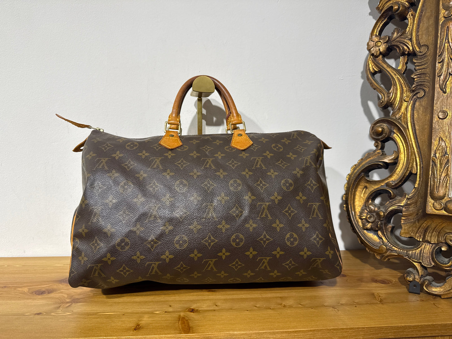 Louis Vuitton Speedy 40 Monogram