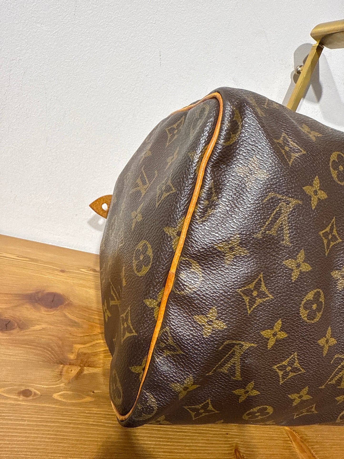 Louis Vuitton Speedy 40 Monogram