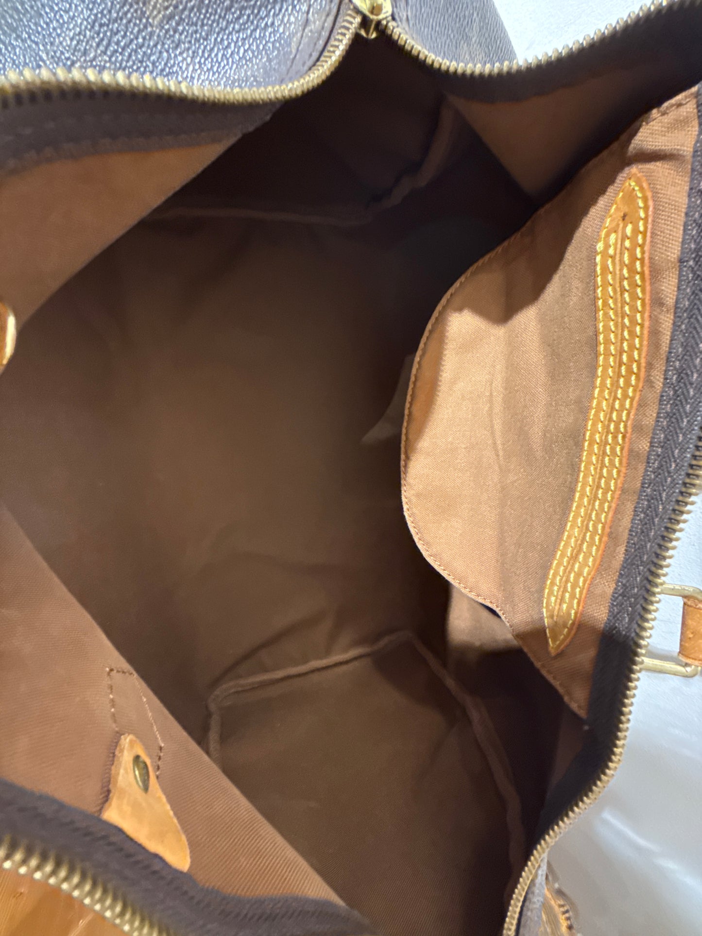 Louis Vuitton Speedy 40 Monogram