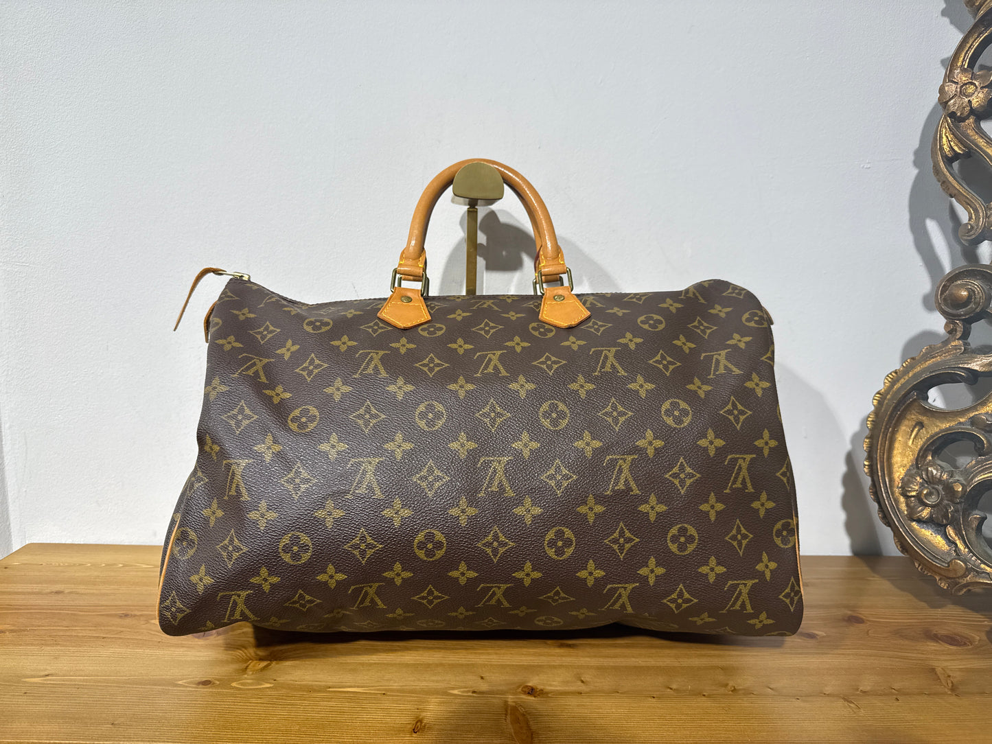 Louis Vuitton Speedy 40 Monogram