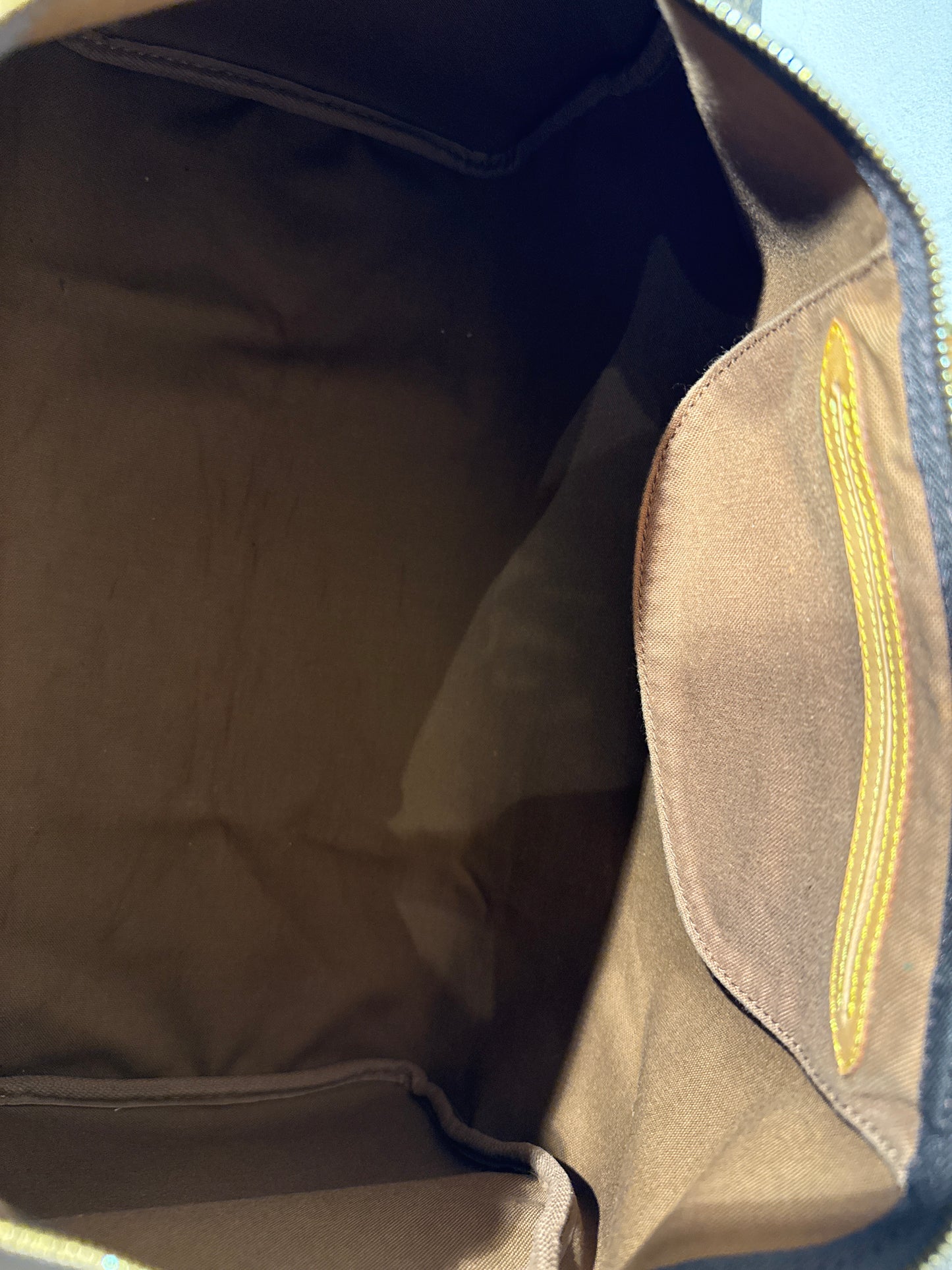 Louis Vuitton Speedy 40 Monogram