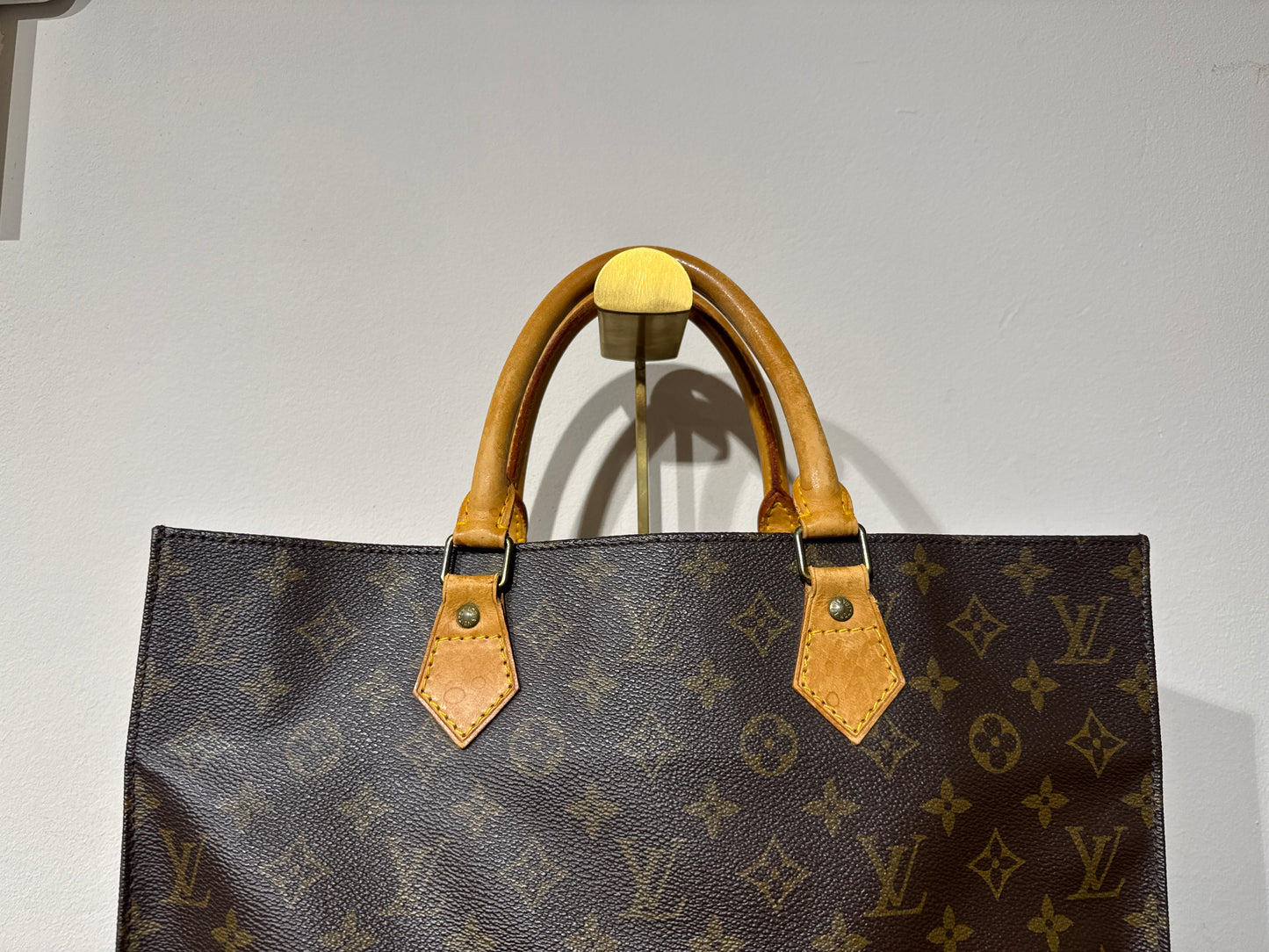 Louis Vuitton Sac Plat Monogram