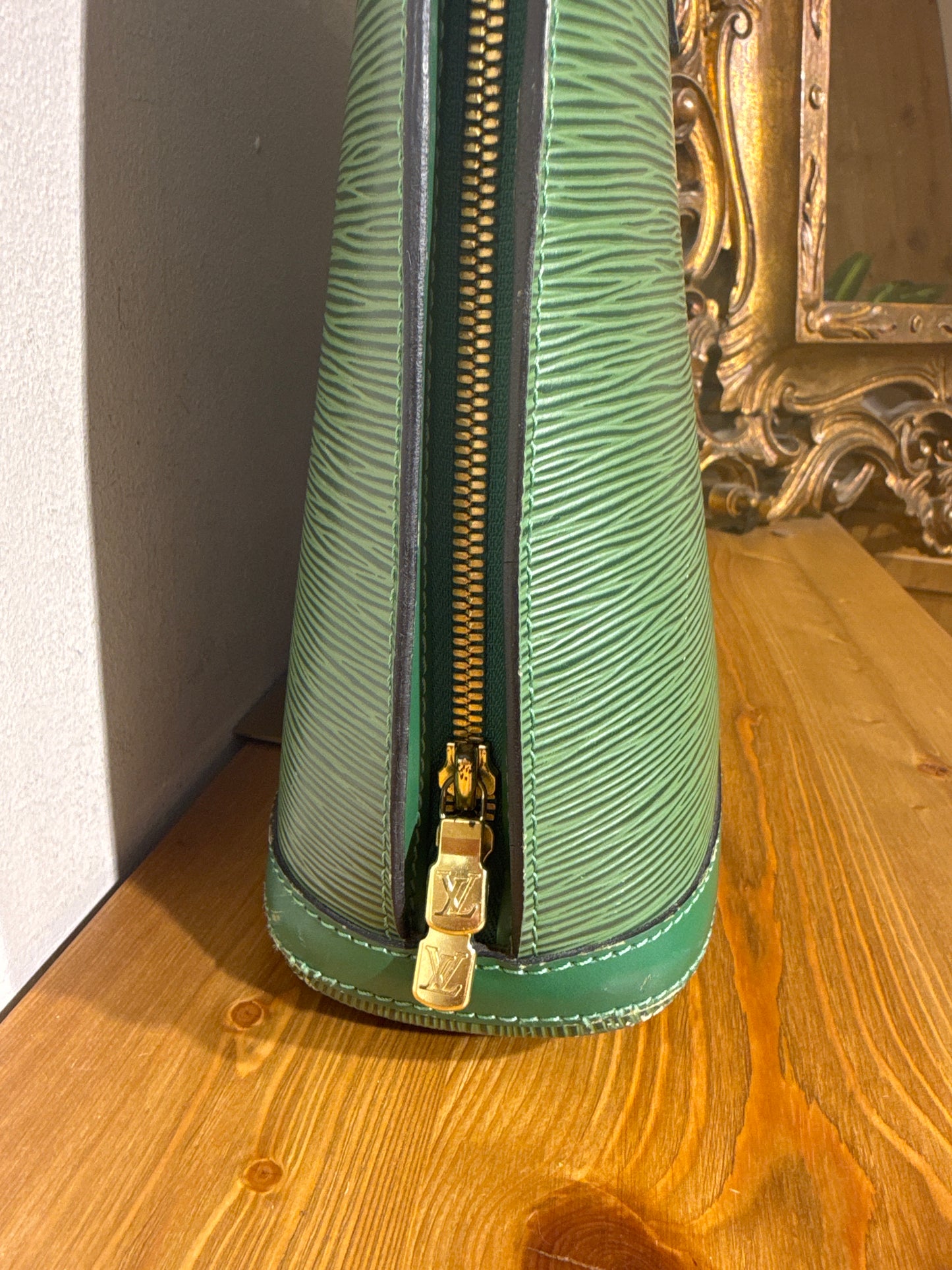 Louis Vuitton Borneo Epi Green