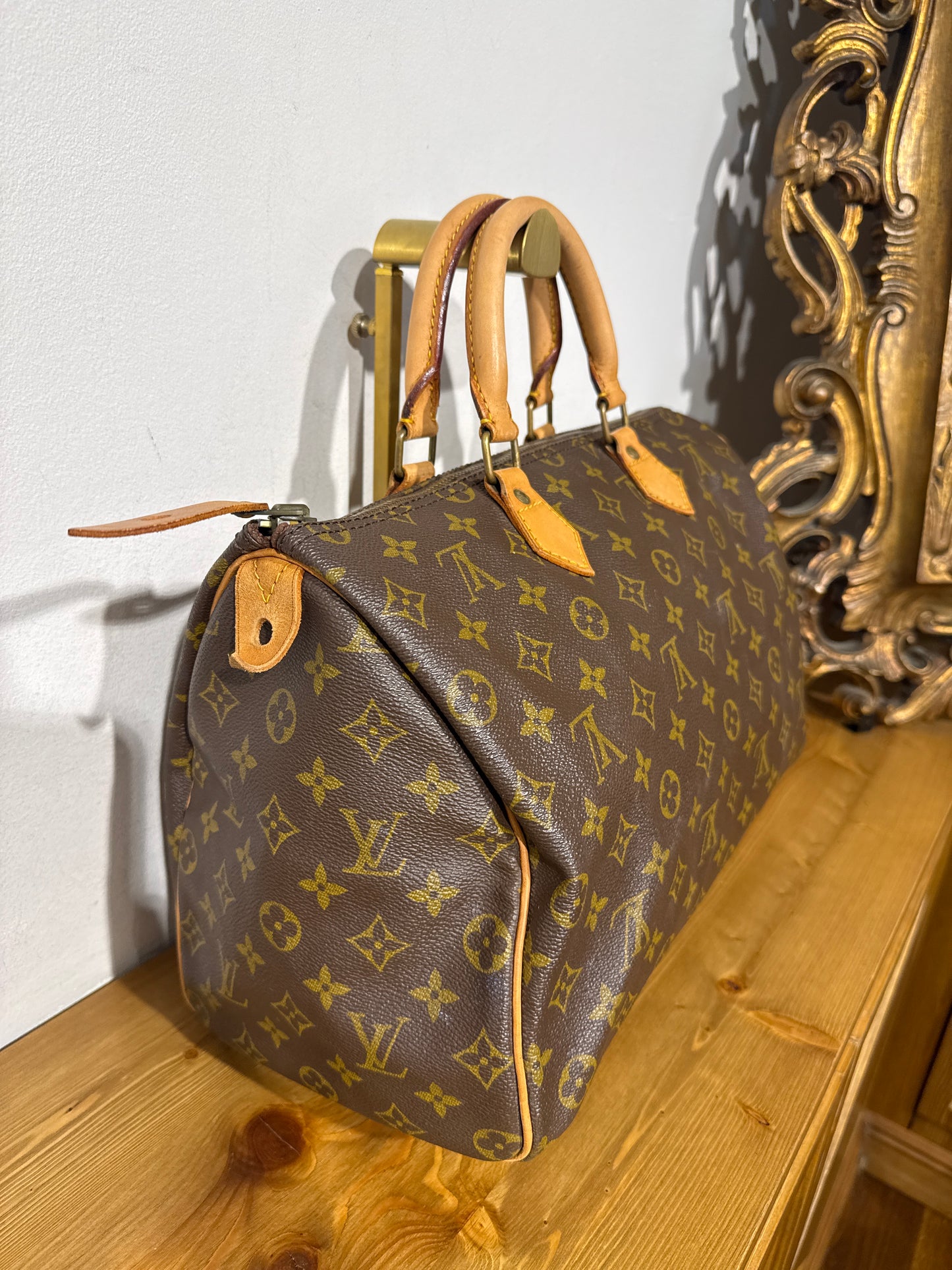 Louis Vuitton Speedy 35 Monogram