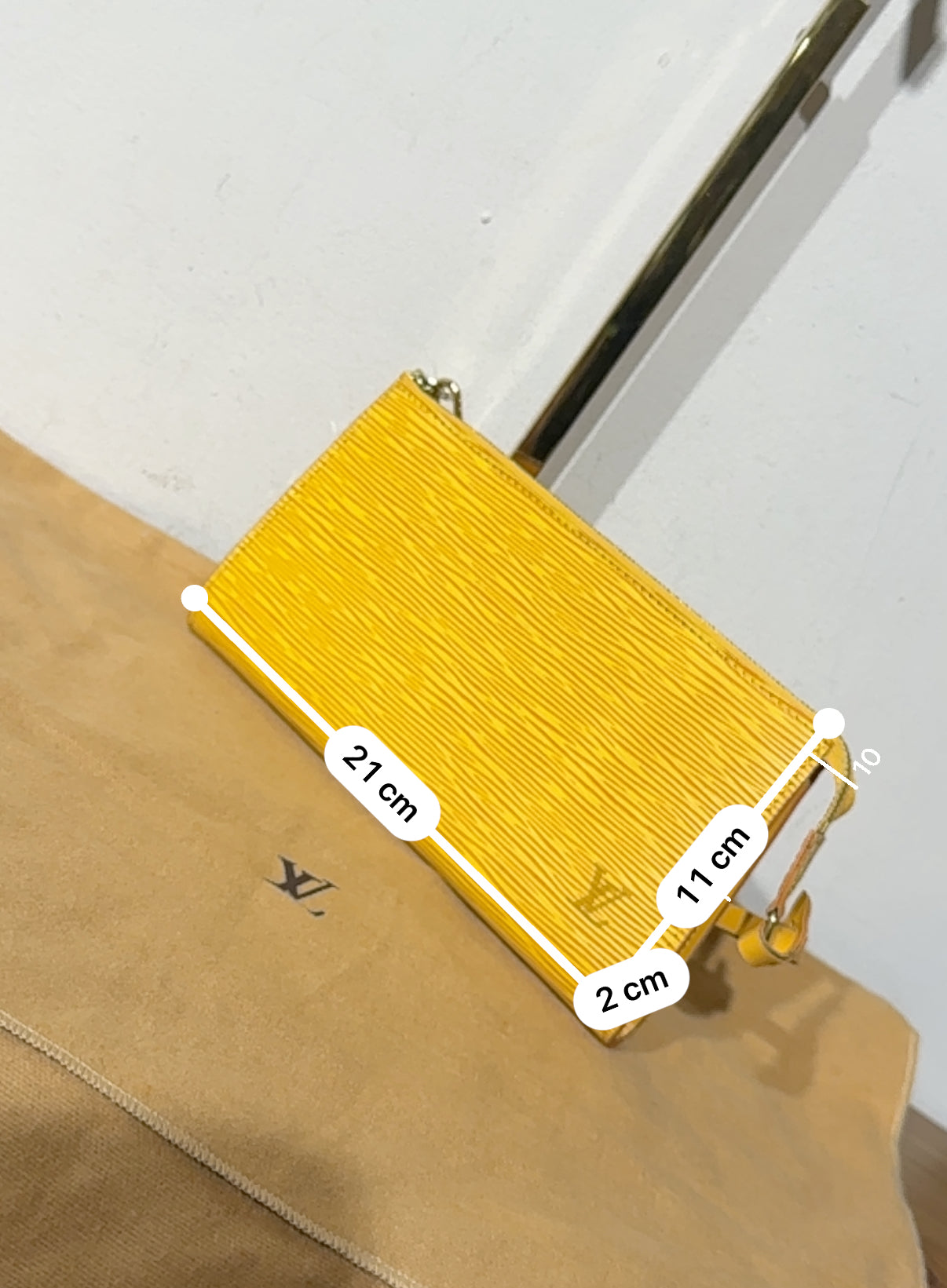Louis Vuitton Pochette Epi Saint Jacques Yellow