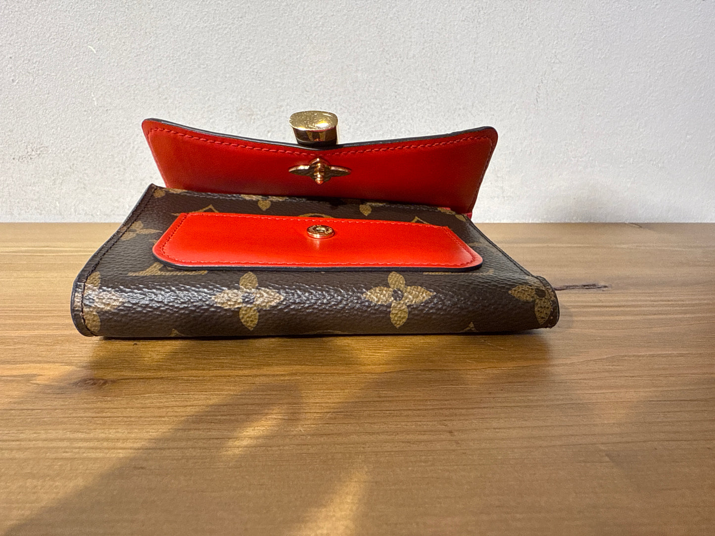 Louis Vuitton Portefeiulle Flower