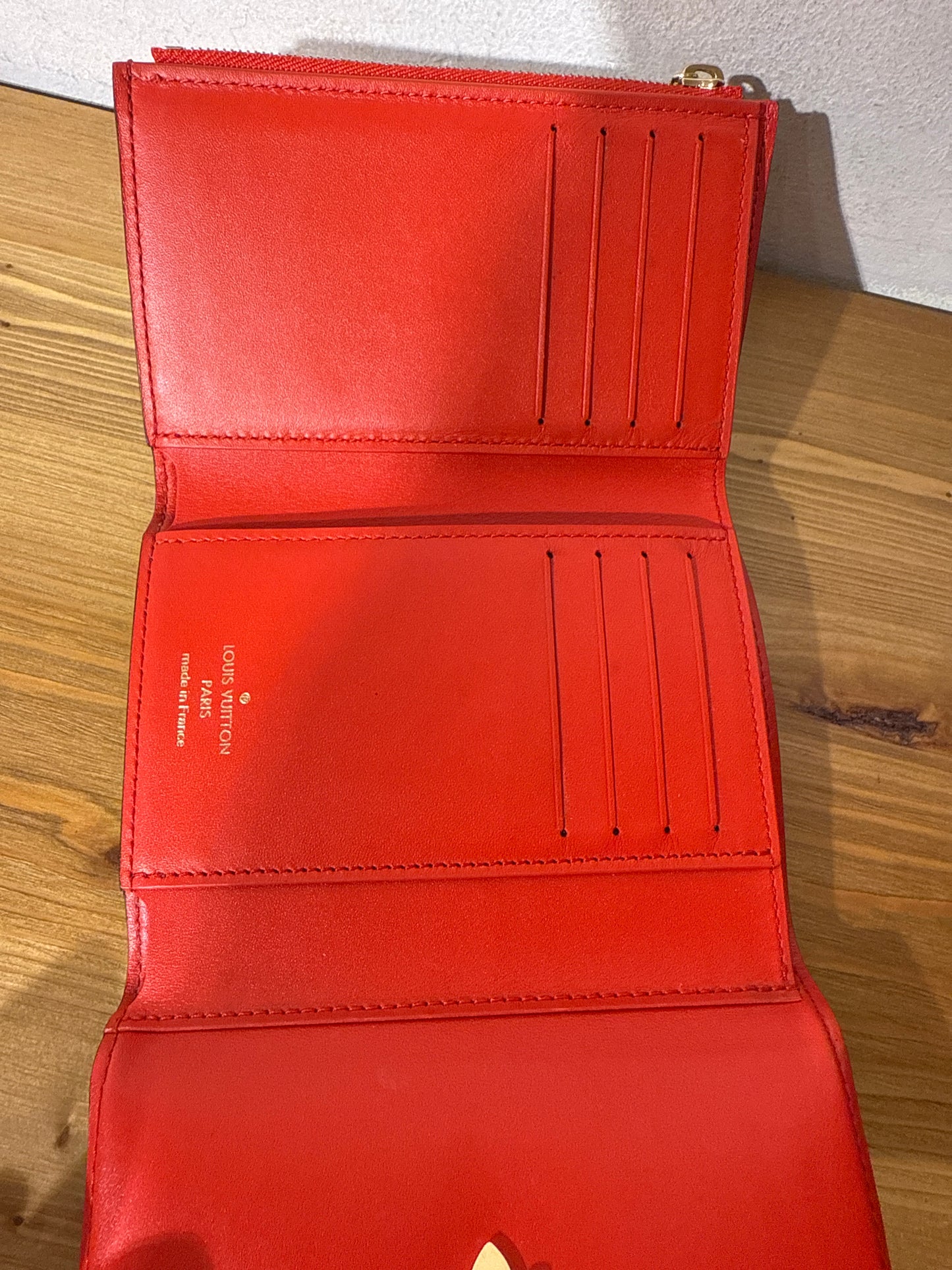 Louis Vuitton Portefeiulle Flower