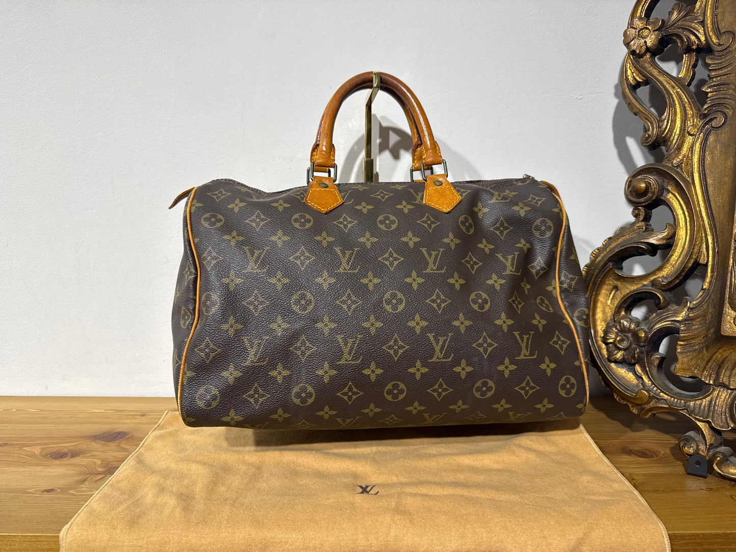 Louis Vuitton Speedy 35 Monogram