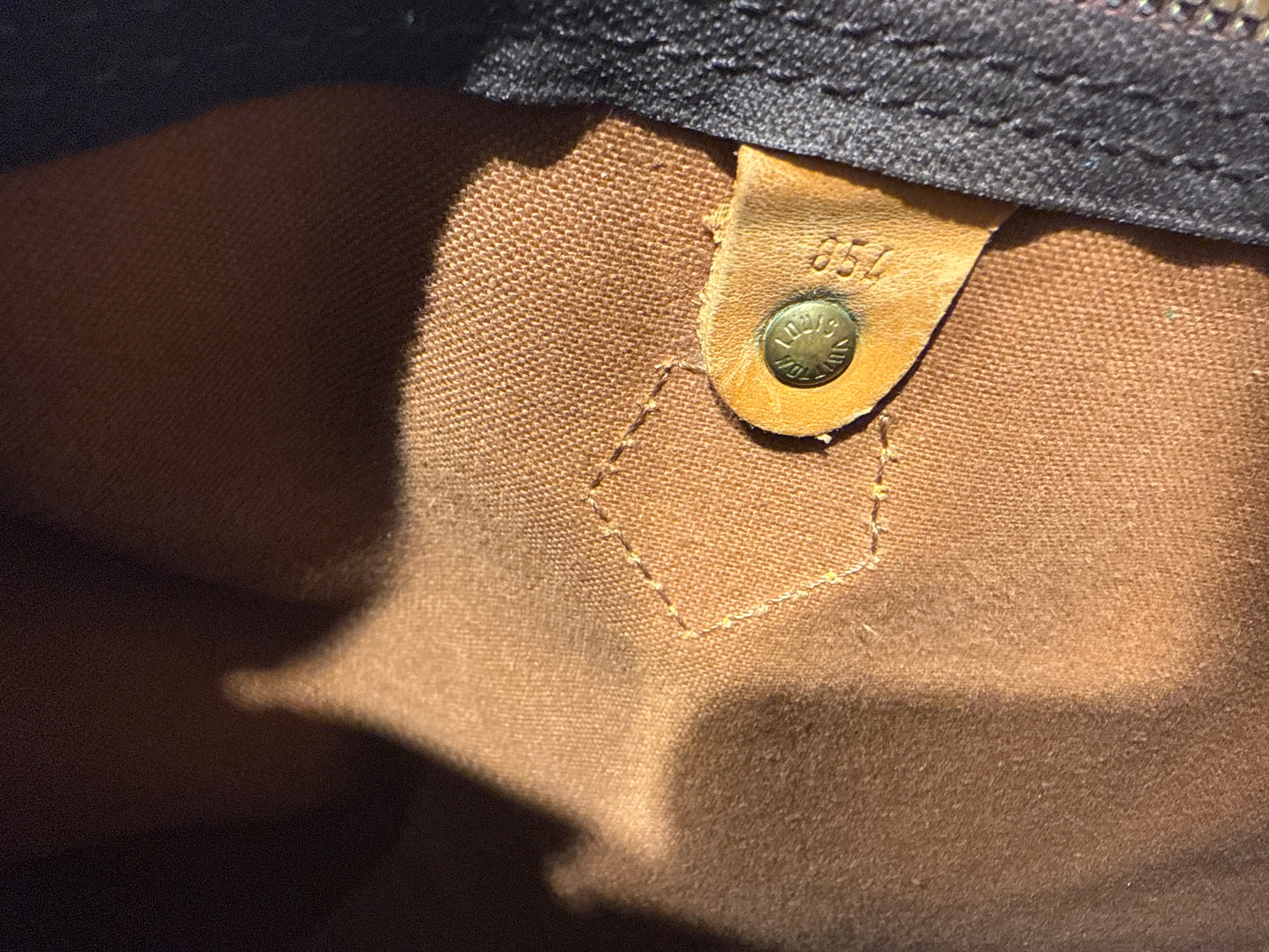 Louis Vuitton Speedy 35 Monogram